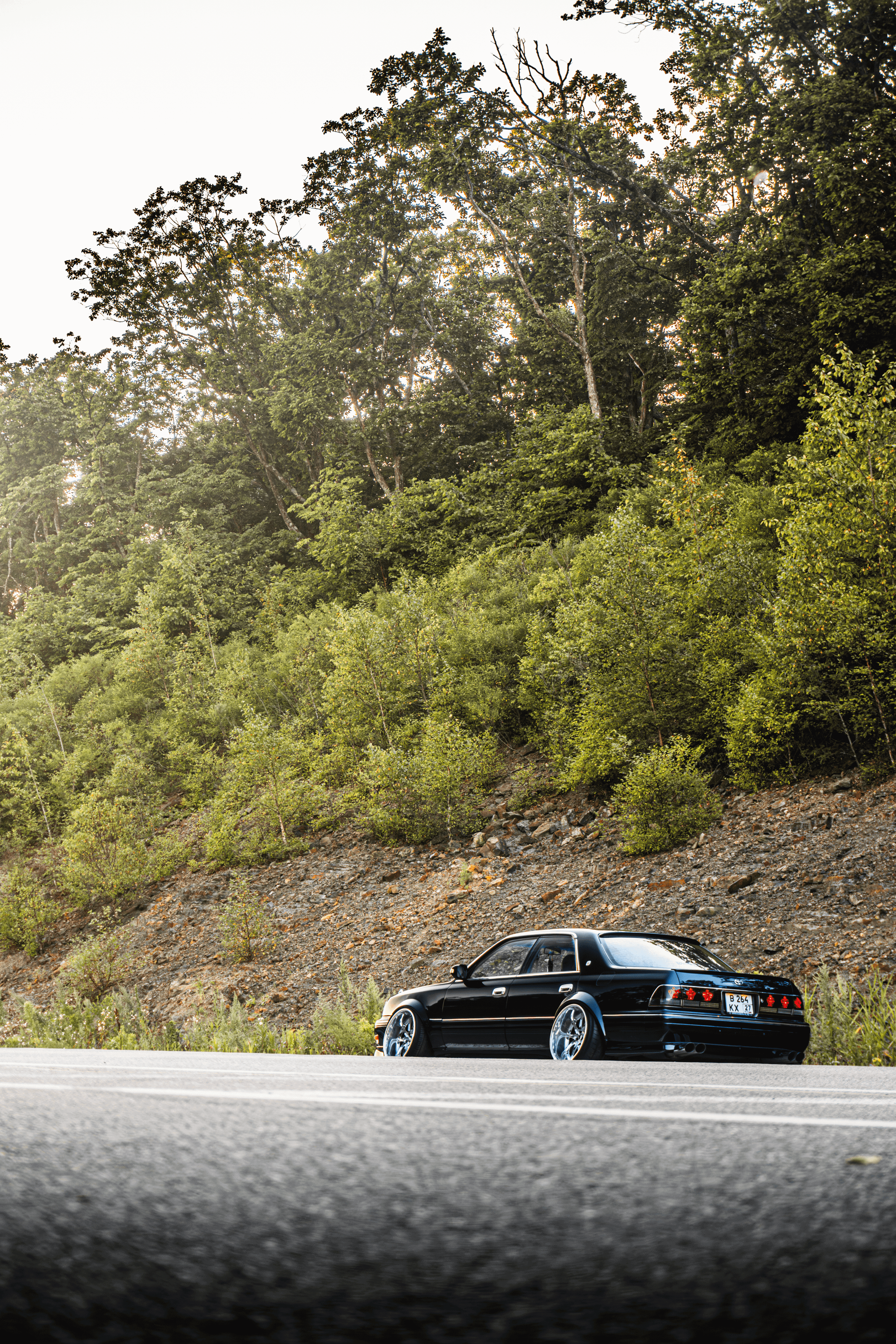 Toyota Crown S155: бриллиант в стенс-короне Владивостока