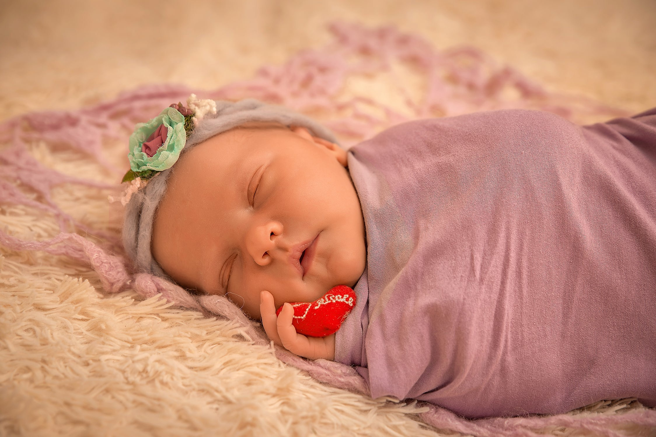 Малыши до года. Контакты