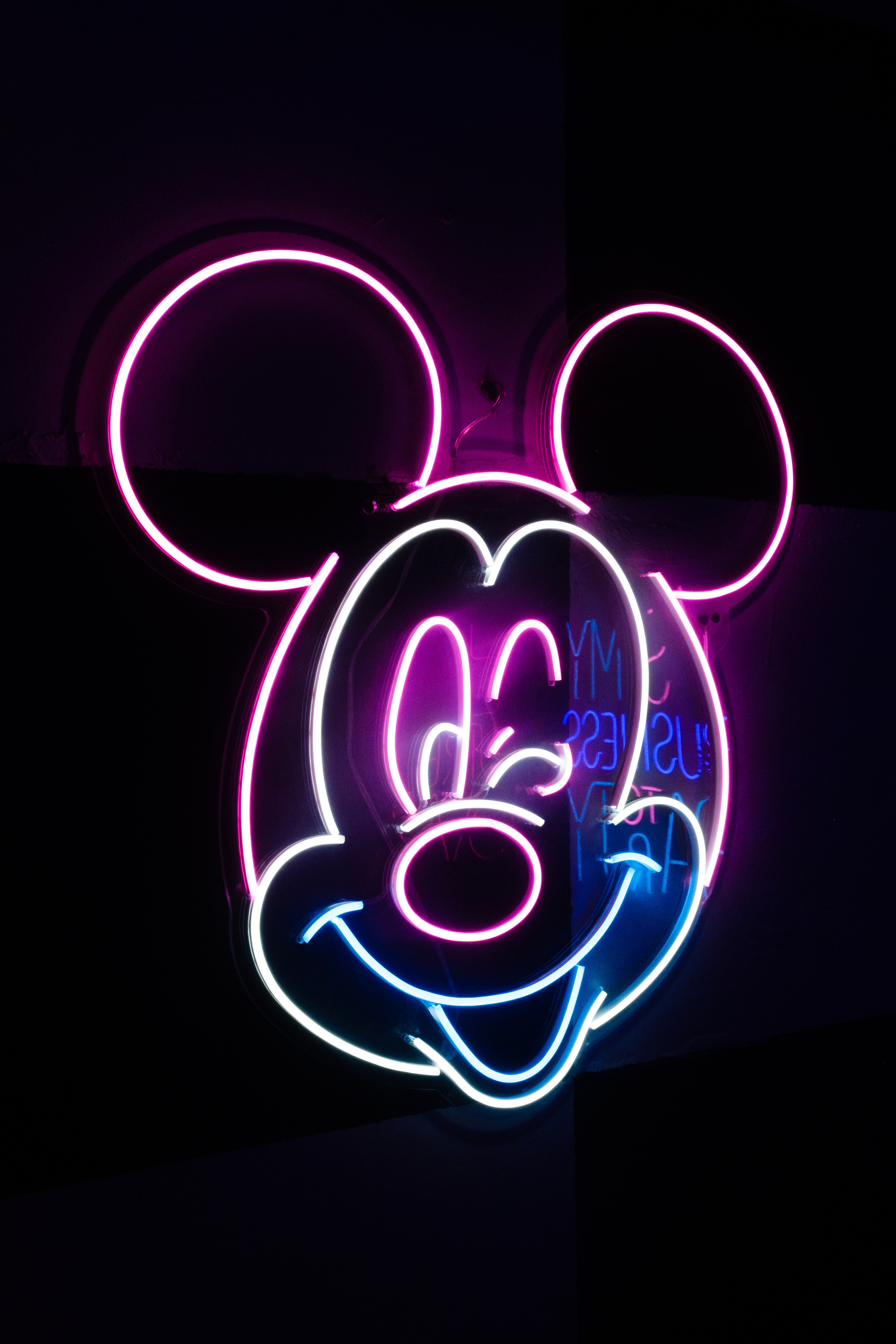 Неоновый День Рождения. Свадебные фотосессии в Москве. Фотограф Сергей Ржевский