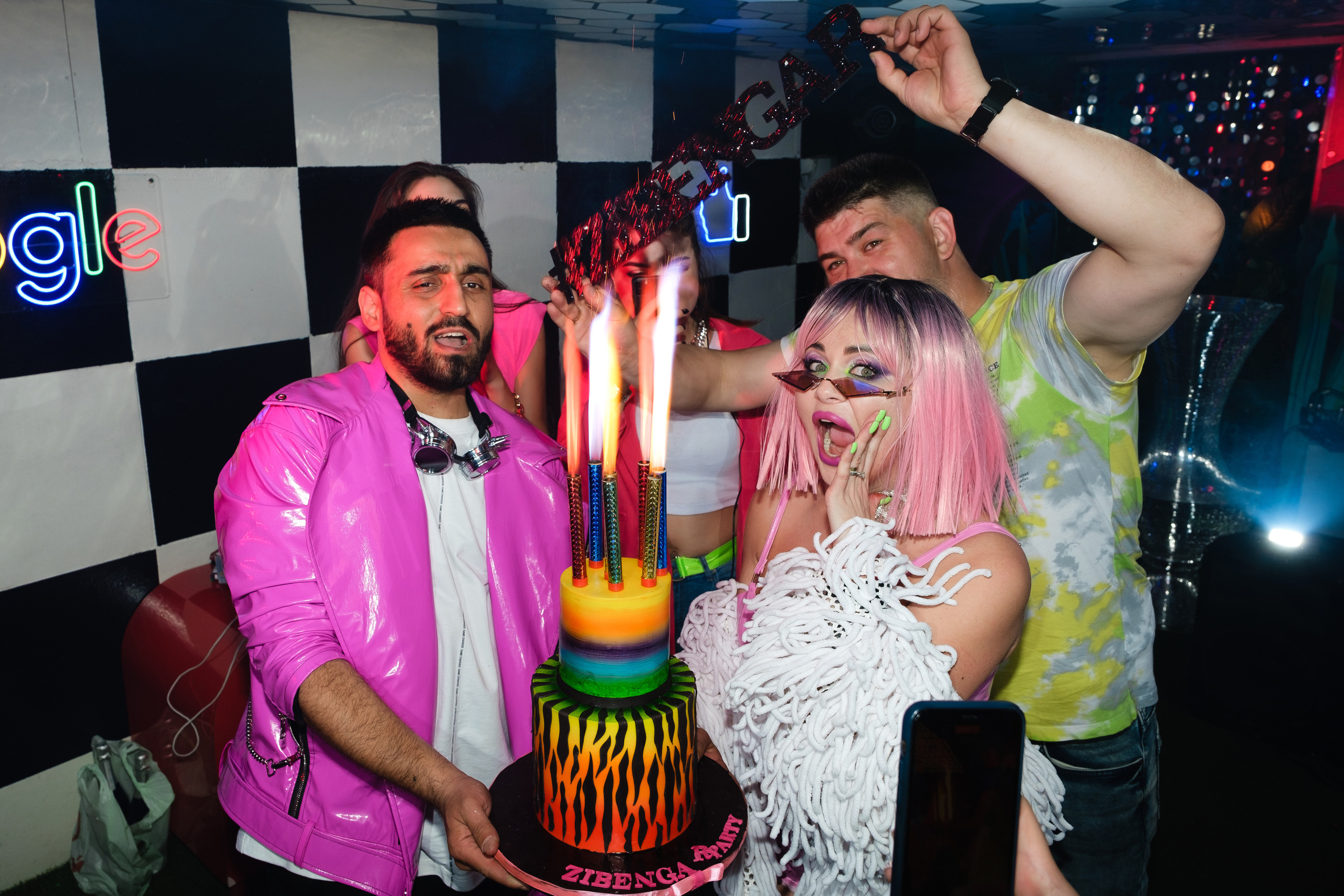 Неоновый День Рождения. Свадебные фотосессии в Москве. Фотограф Сергей Ржевский