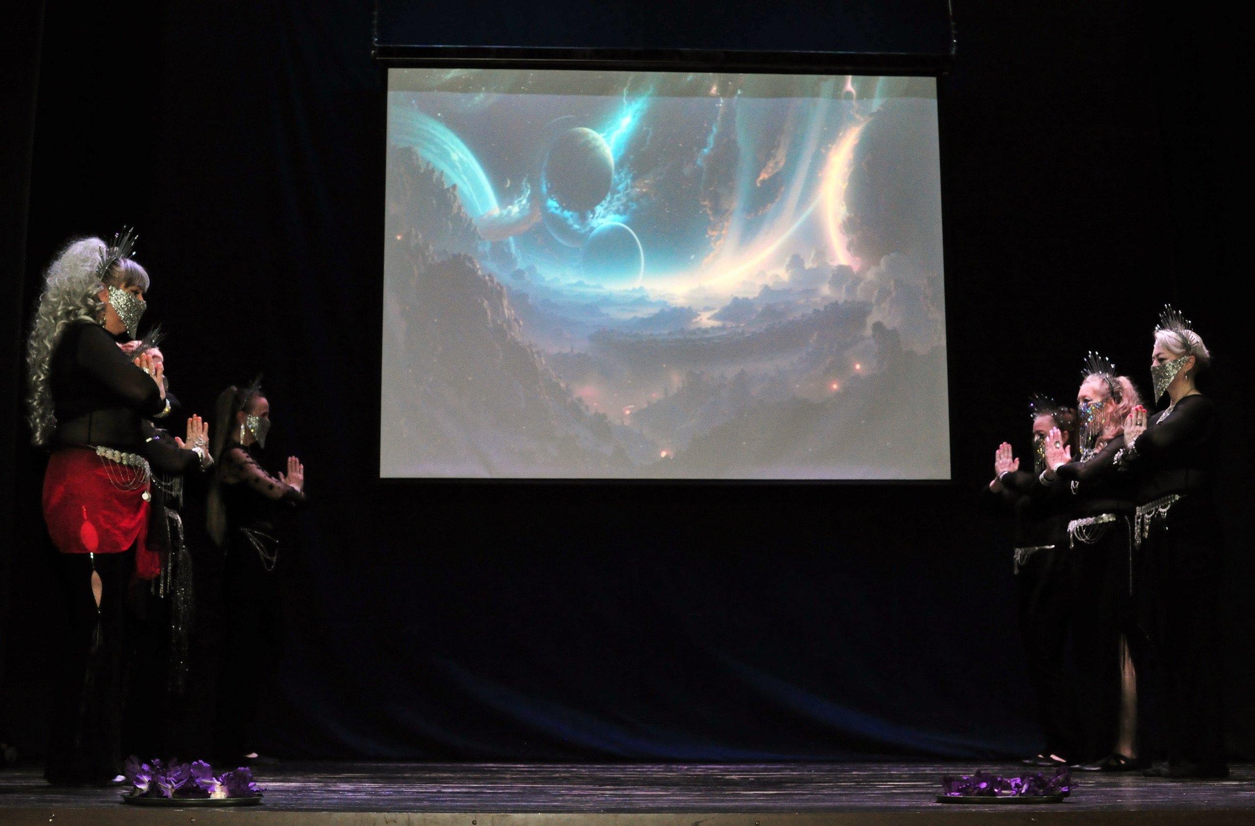 Танец возрастной группы Московского Долголетия 65+