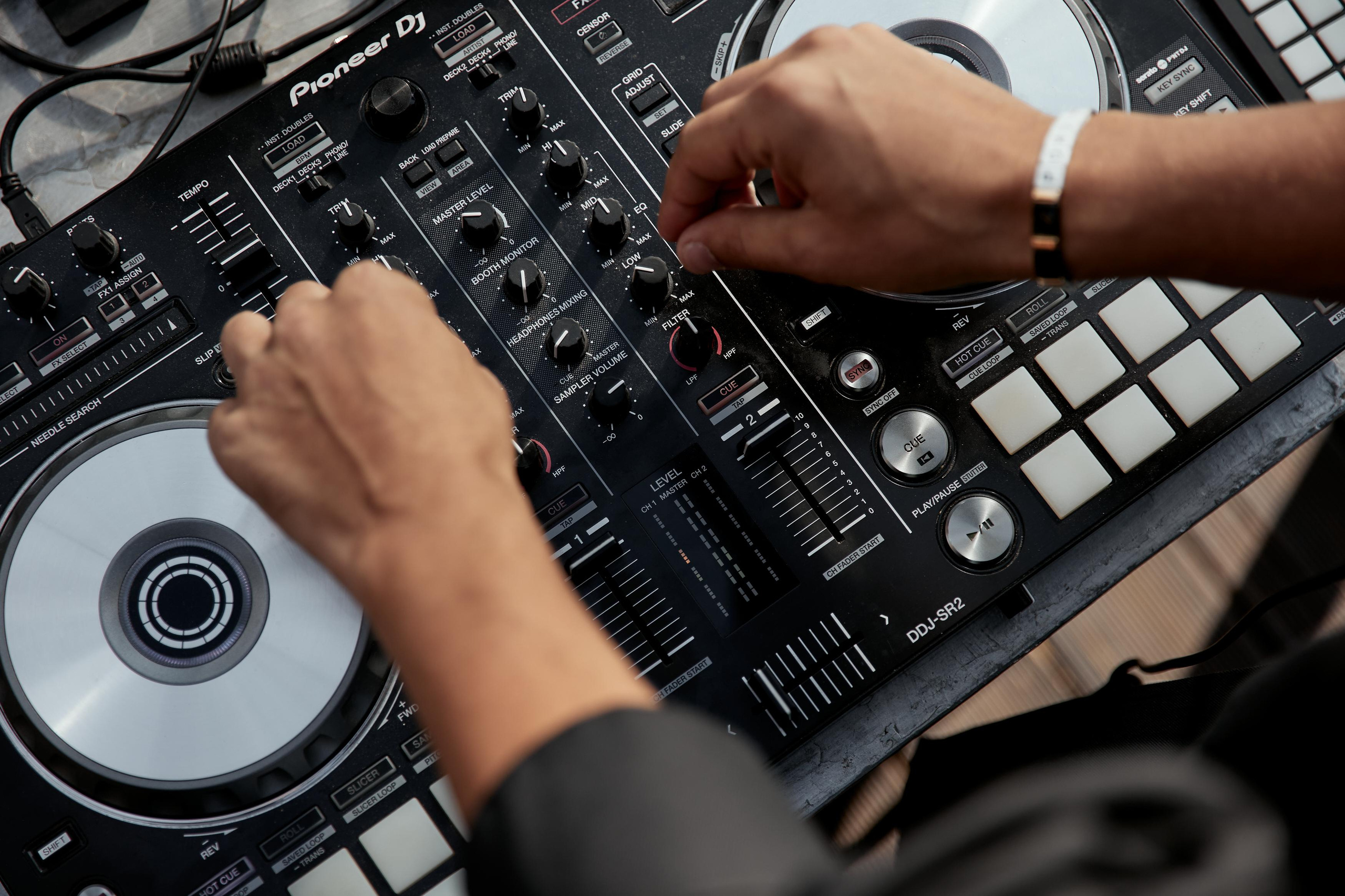 MOMENTS OF BLISS. Дмитрий Мазуркевич: Профессиональный Репортажный Фотограф