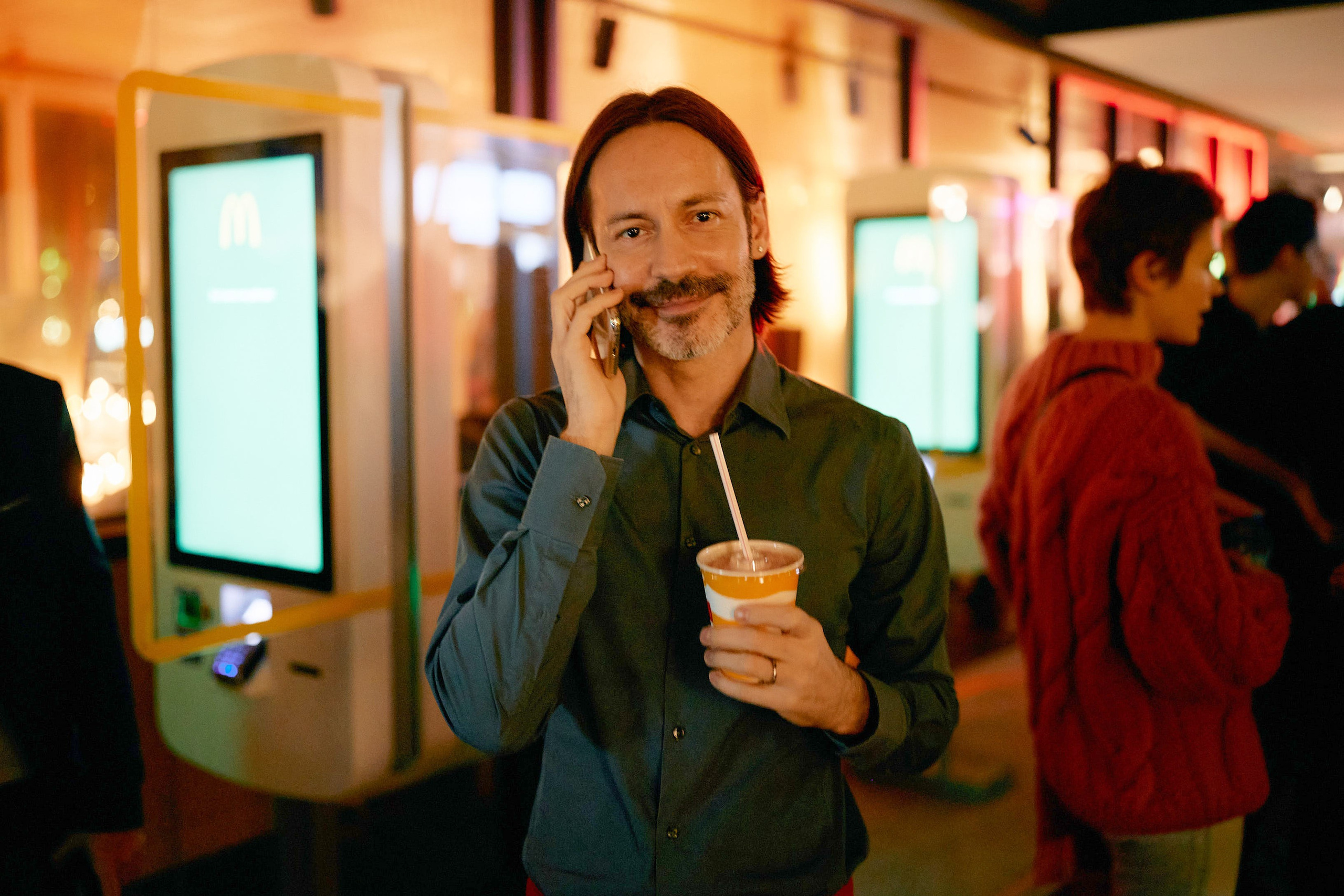 Макдональдс. Всё включено. Дмитрий Смирнов. Фотография, дизайн