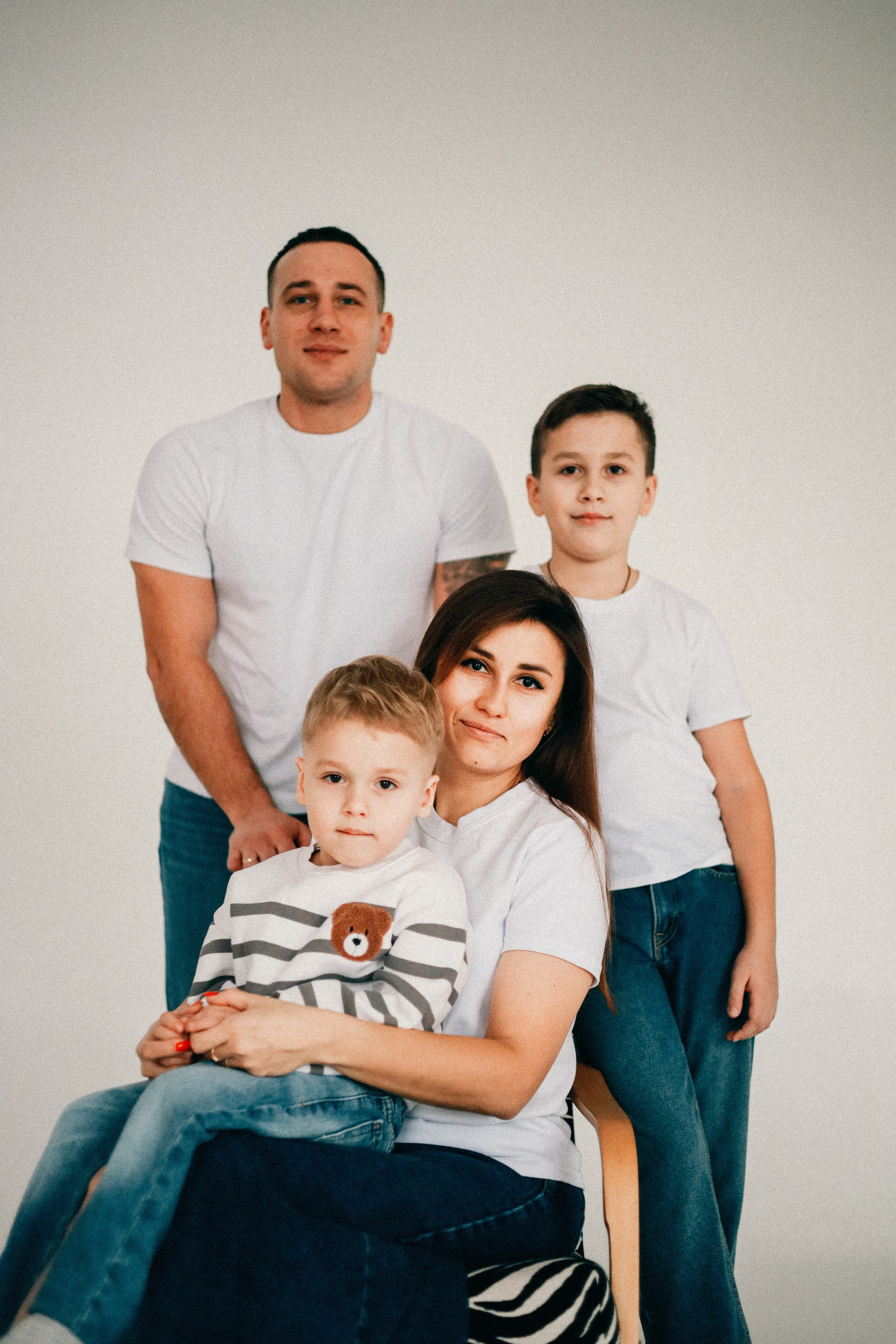 Катя, Витя, Никита и Платоша. Фотограф София Комкина