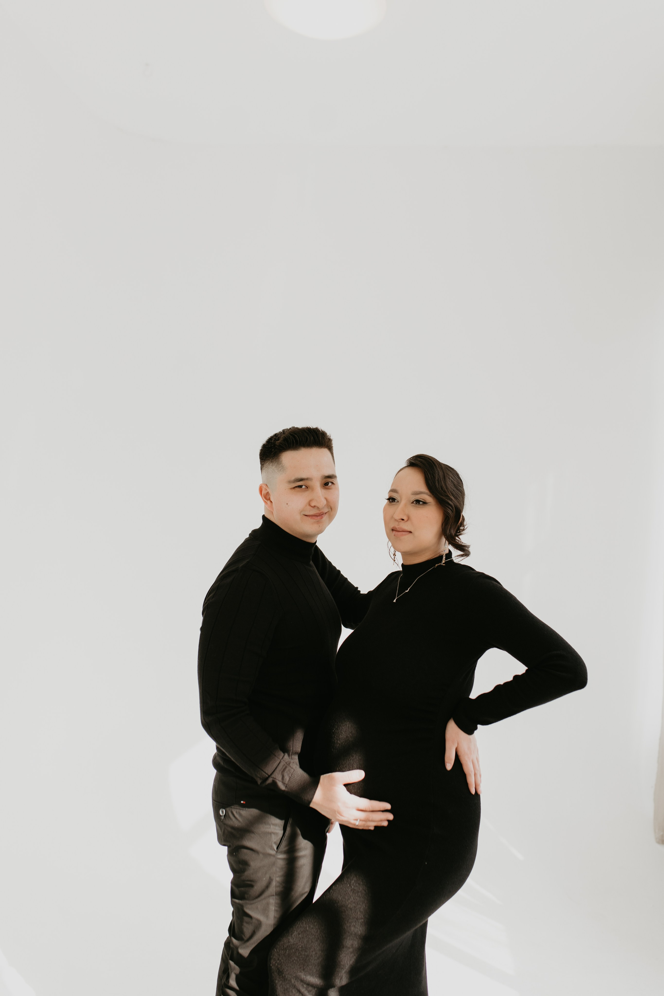 В ожидании Чуда. Свадебный и семейный фотограф в Алматы Laura Dosmann