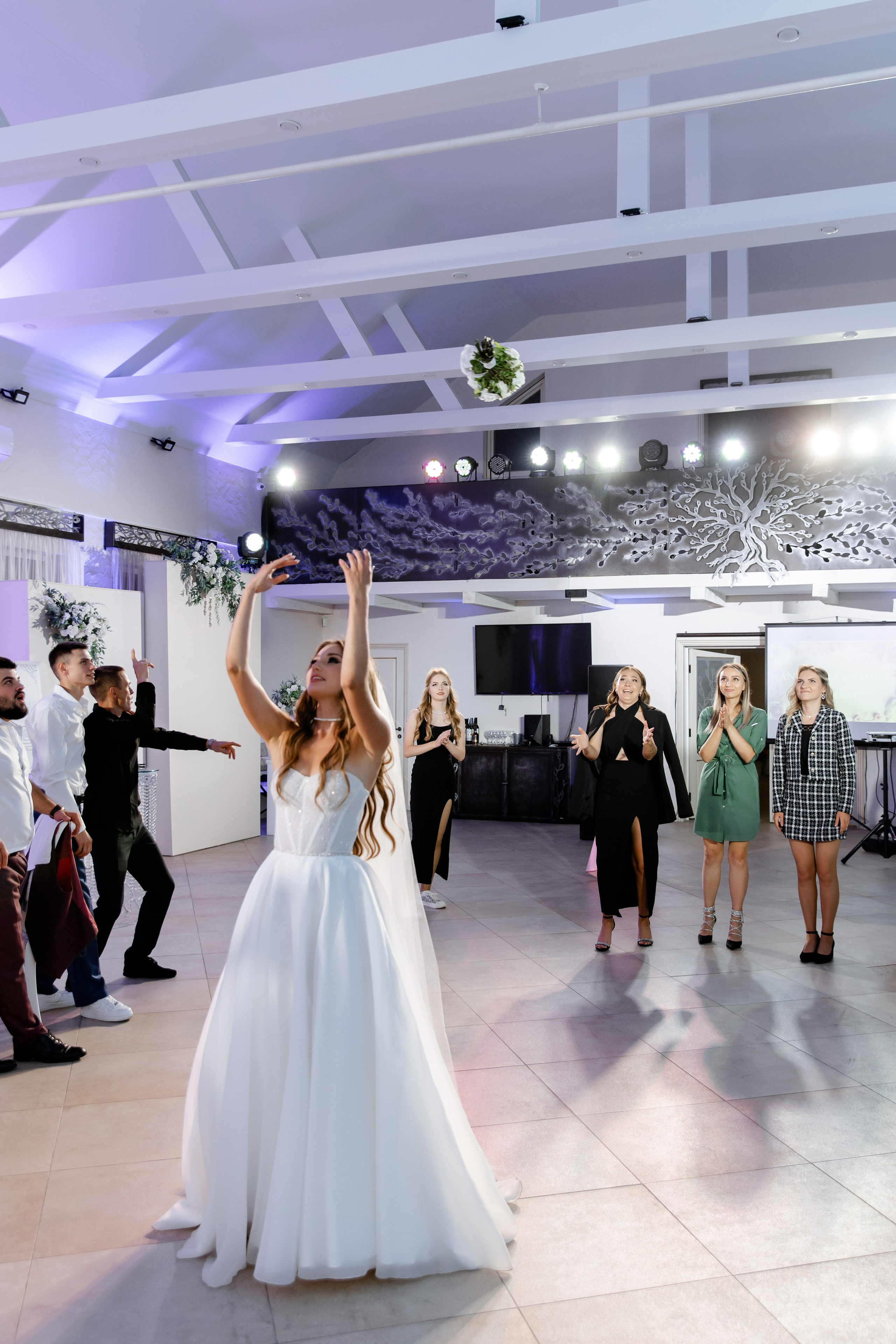 Тимур и Настя. Свадебный фотограф Анна Бабахина