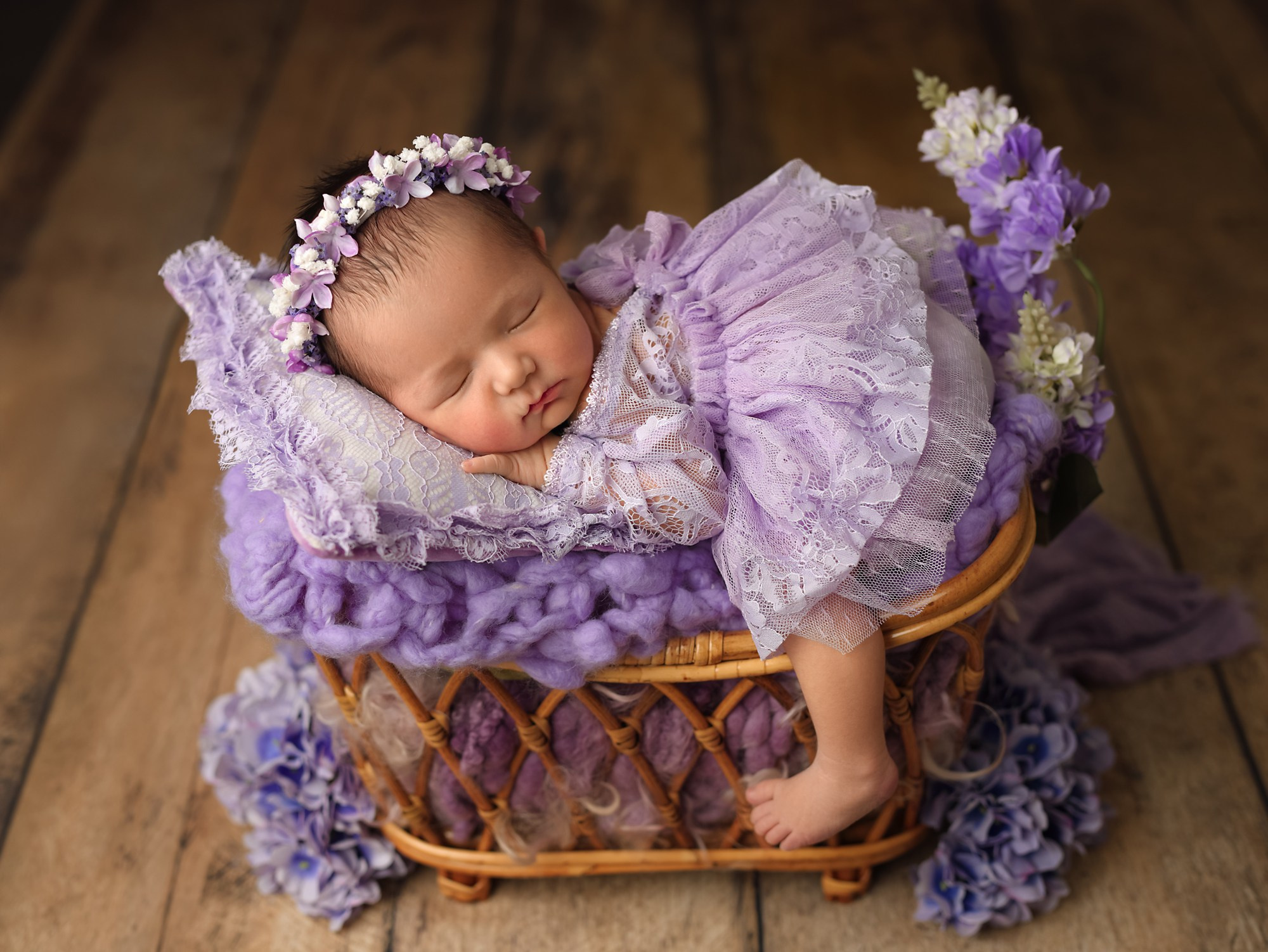 Newborn. Фотограф новорождённых в Казани Нейля Гильмутдинова ньюборн