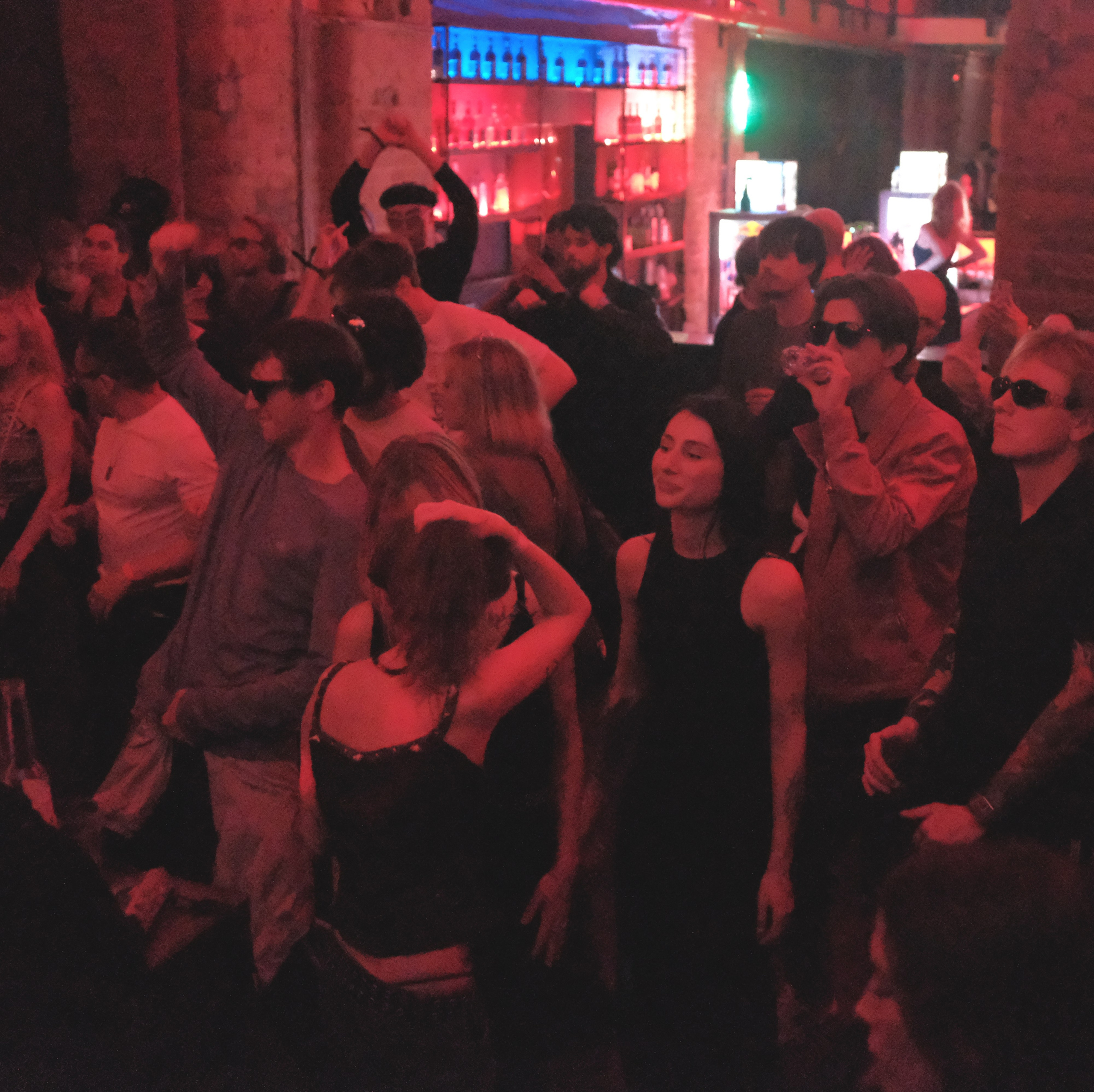 Мир2/16.08.2025. Репортажный фотограф в Санкт-Петербурге Даниил Могута