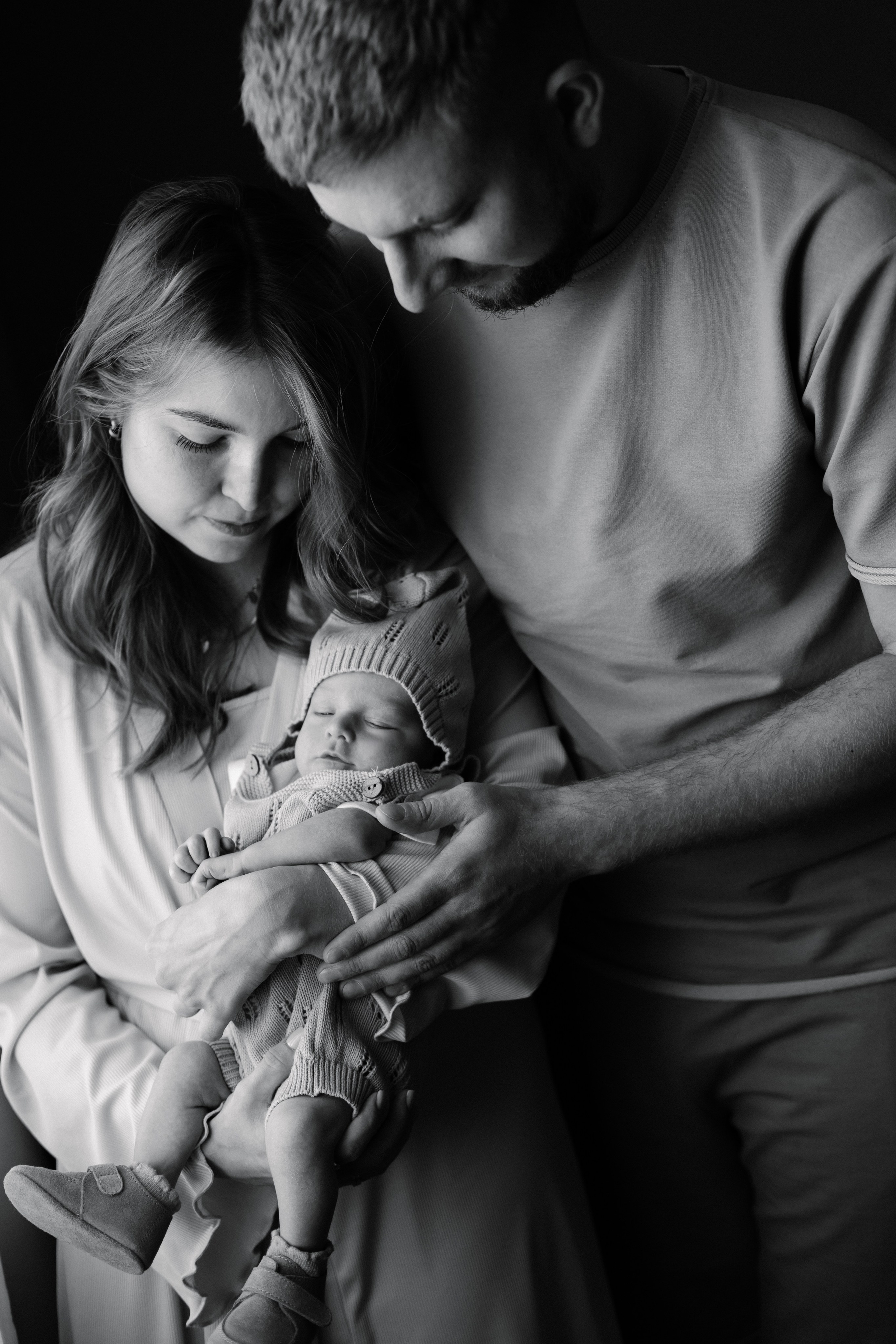 Съемка в первые недели жизни в атмосфере любви и тепла в Челябинске. Семейный фотограф, фотограф на роды в Челябинске Калистратова Кристина