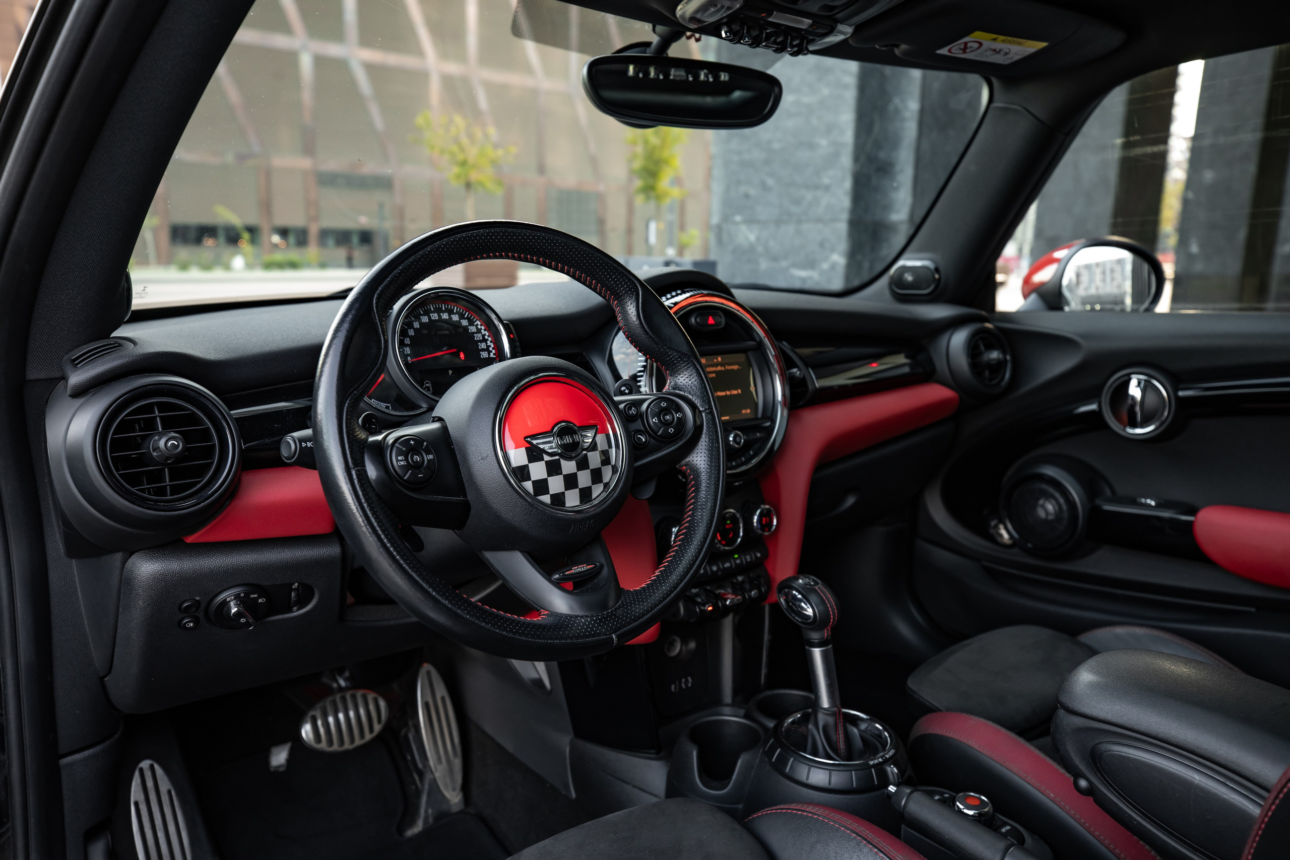 MINI jcw. Автомобильный фотограф в Москве Андрей Емельянов