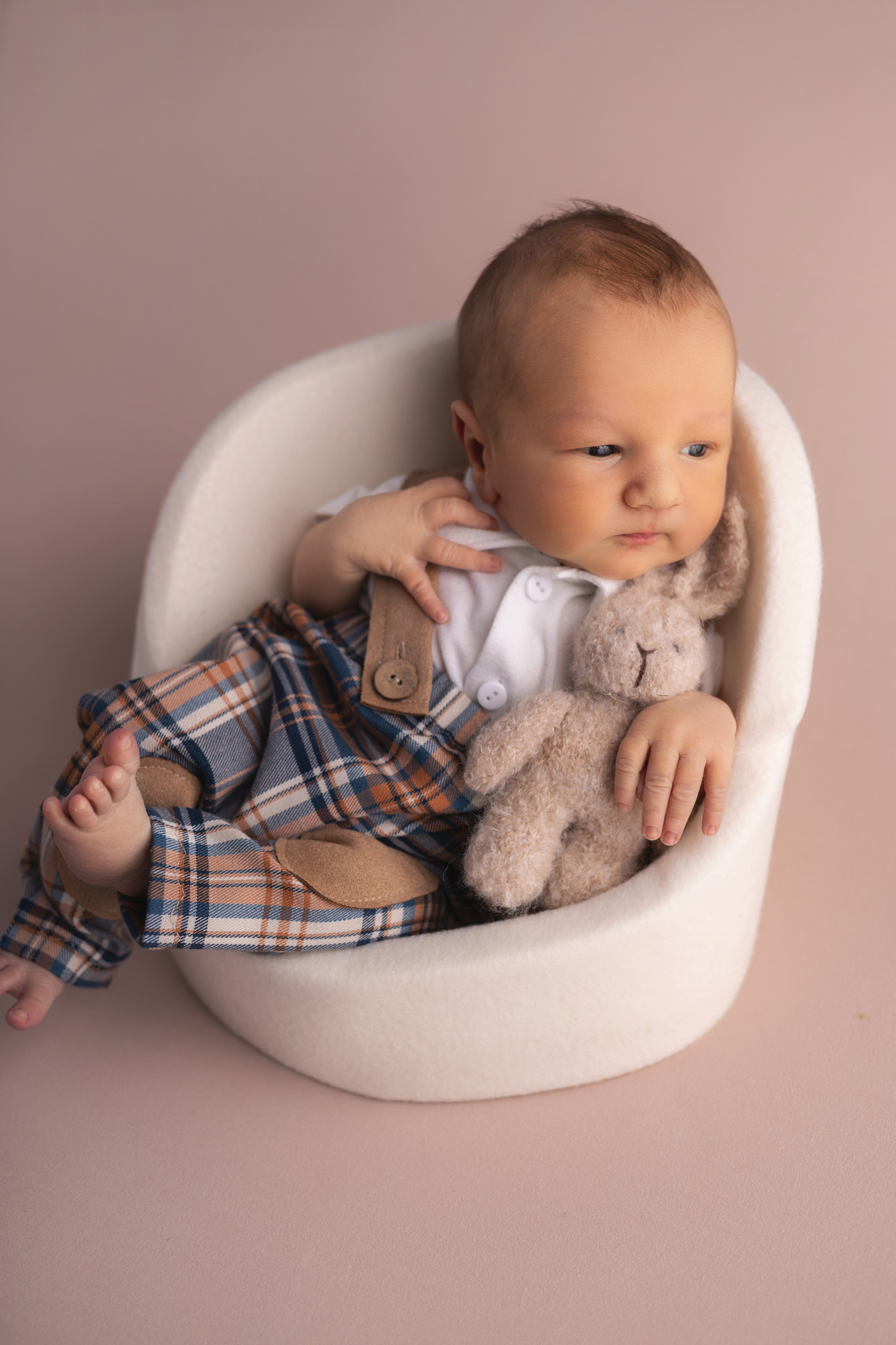 Классическая фотосессия малыша. Фотограф новорожденных малышей в Омске и Омской области Эльвира Камаева