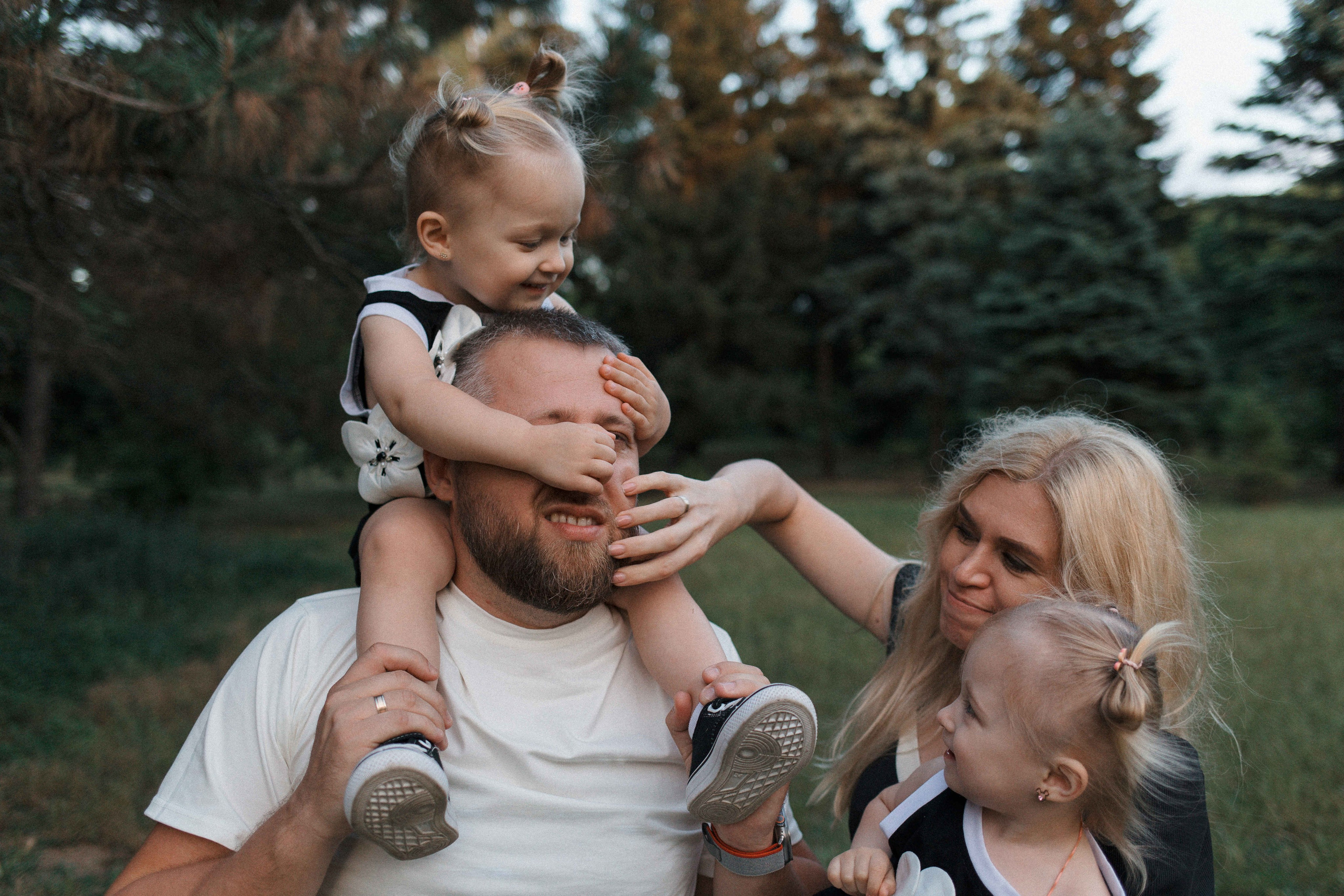 Парк, вечер). Свадебный фотограф Мироманов Николай в Крыму