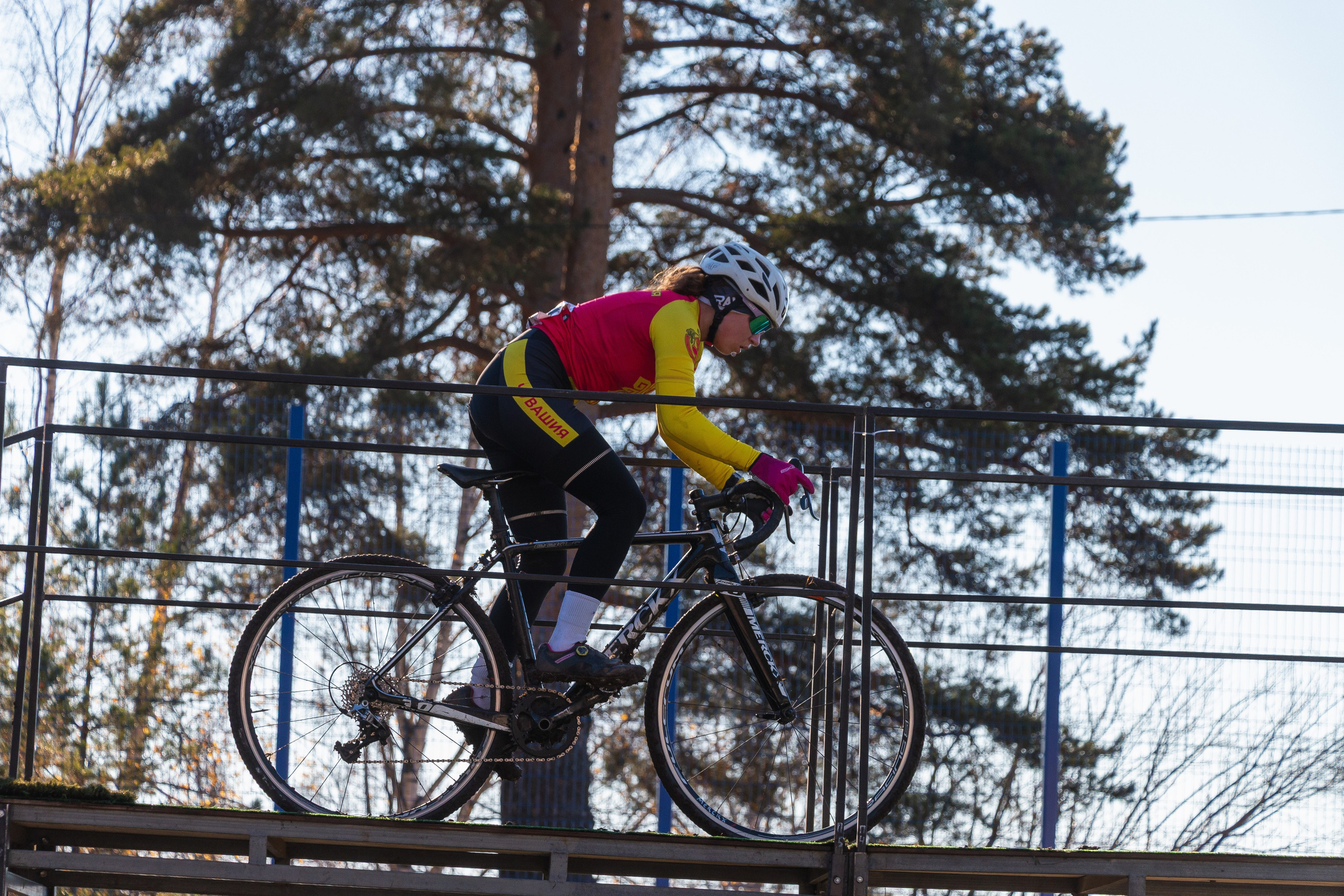 55-й Всероссийский велокросс на призы АО «ИРЗ». Олег Романов. Мастер фото по спорту