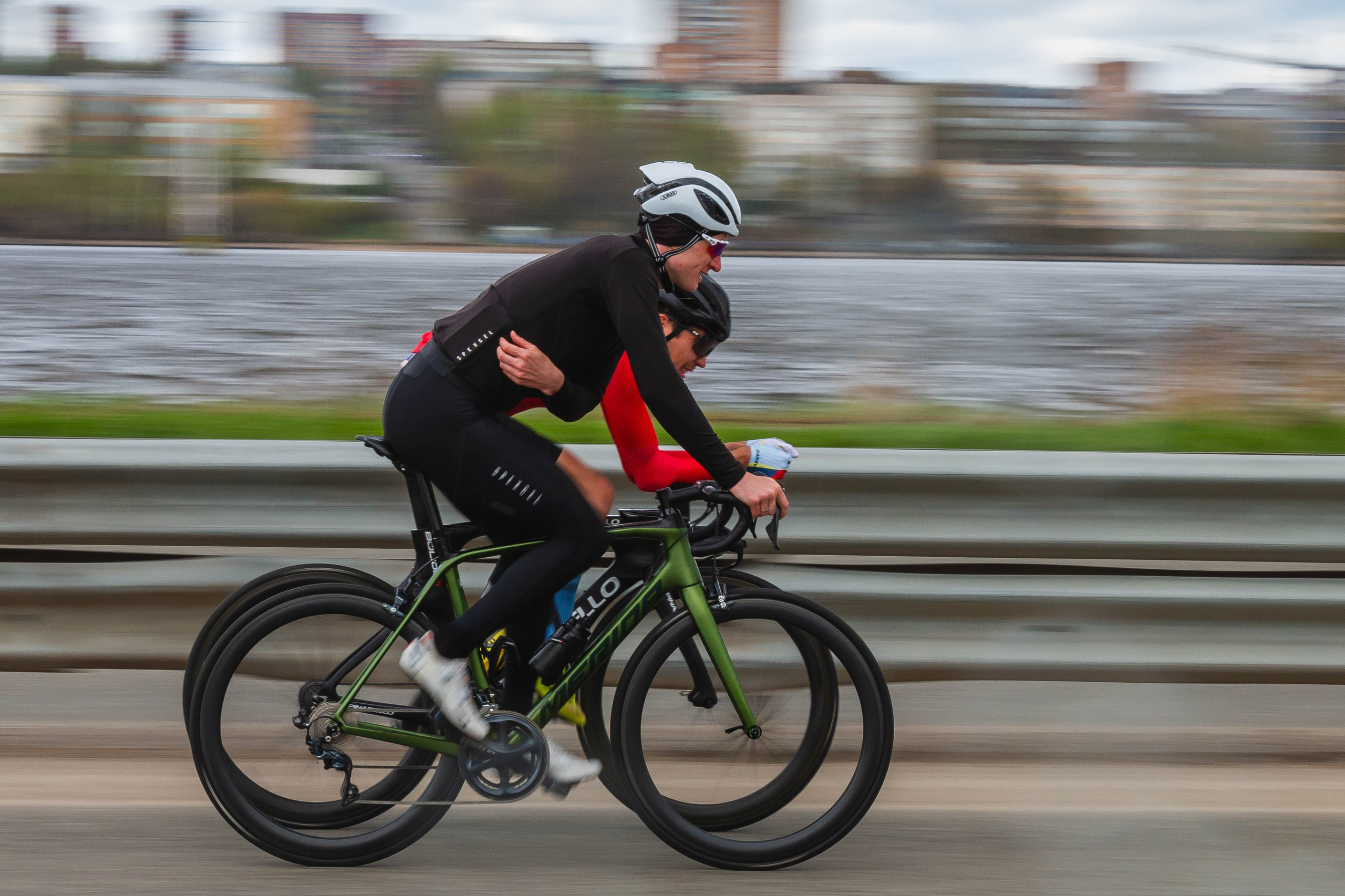 Велогонка на набережной. Ижевск 2024. Олег Романов. Мастер фото по спорту