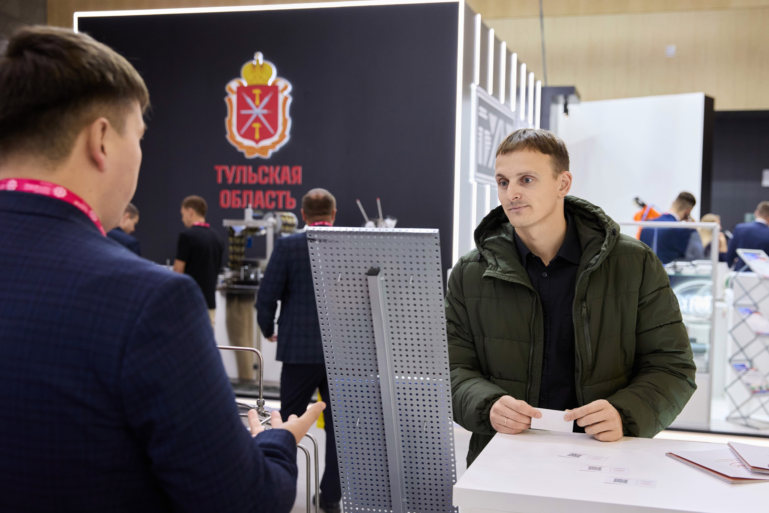 Выставка. Свадебная, репортажная фотосъемка и видеосъемка в Минске. Илья и Юлия Ширмановы. Фотограф | Видеограф | Минск