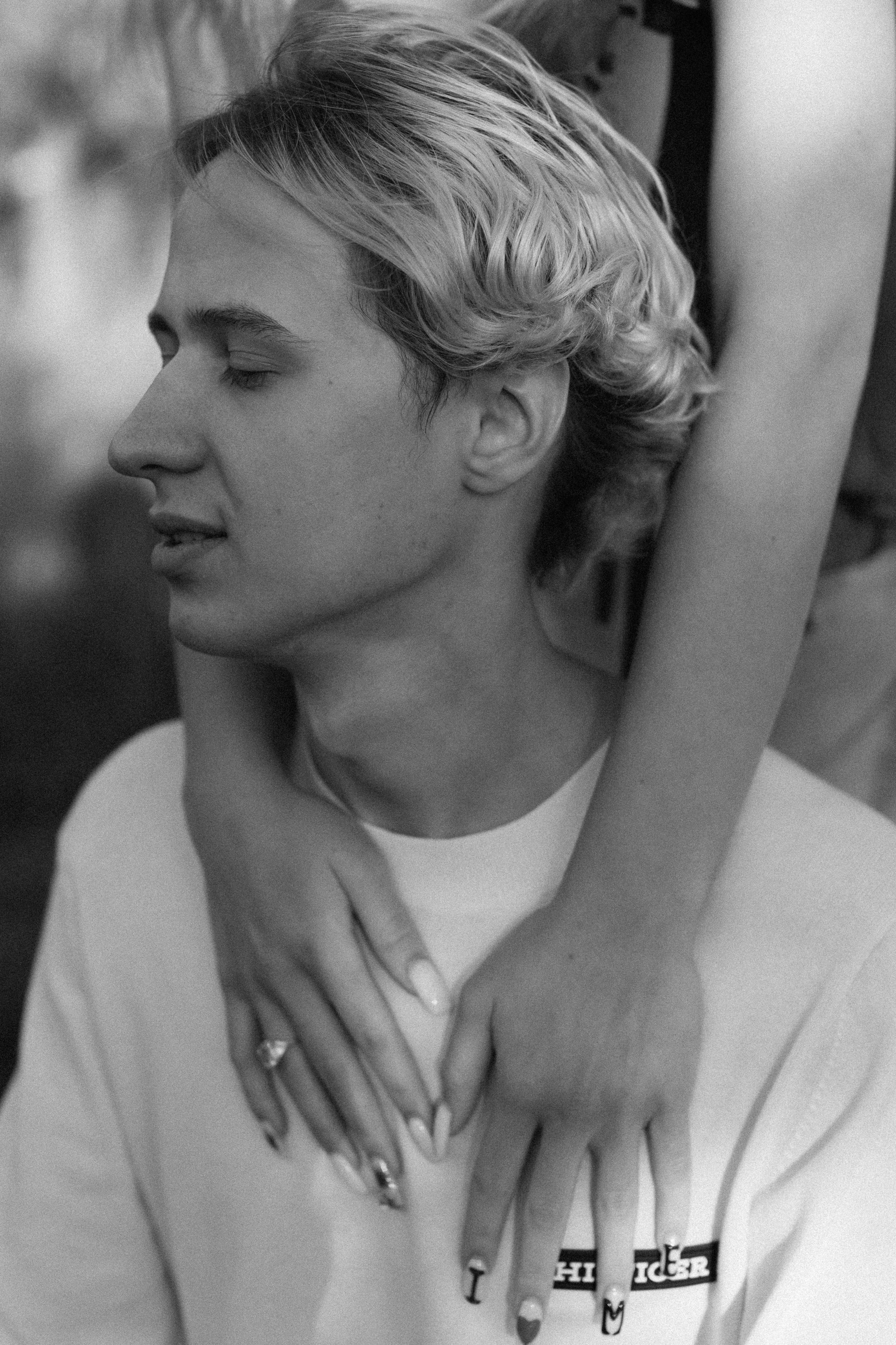 лавстори фотосессия новосибирск фотограф руки