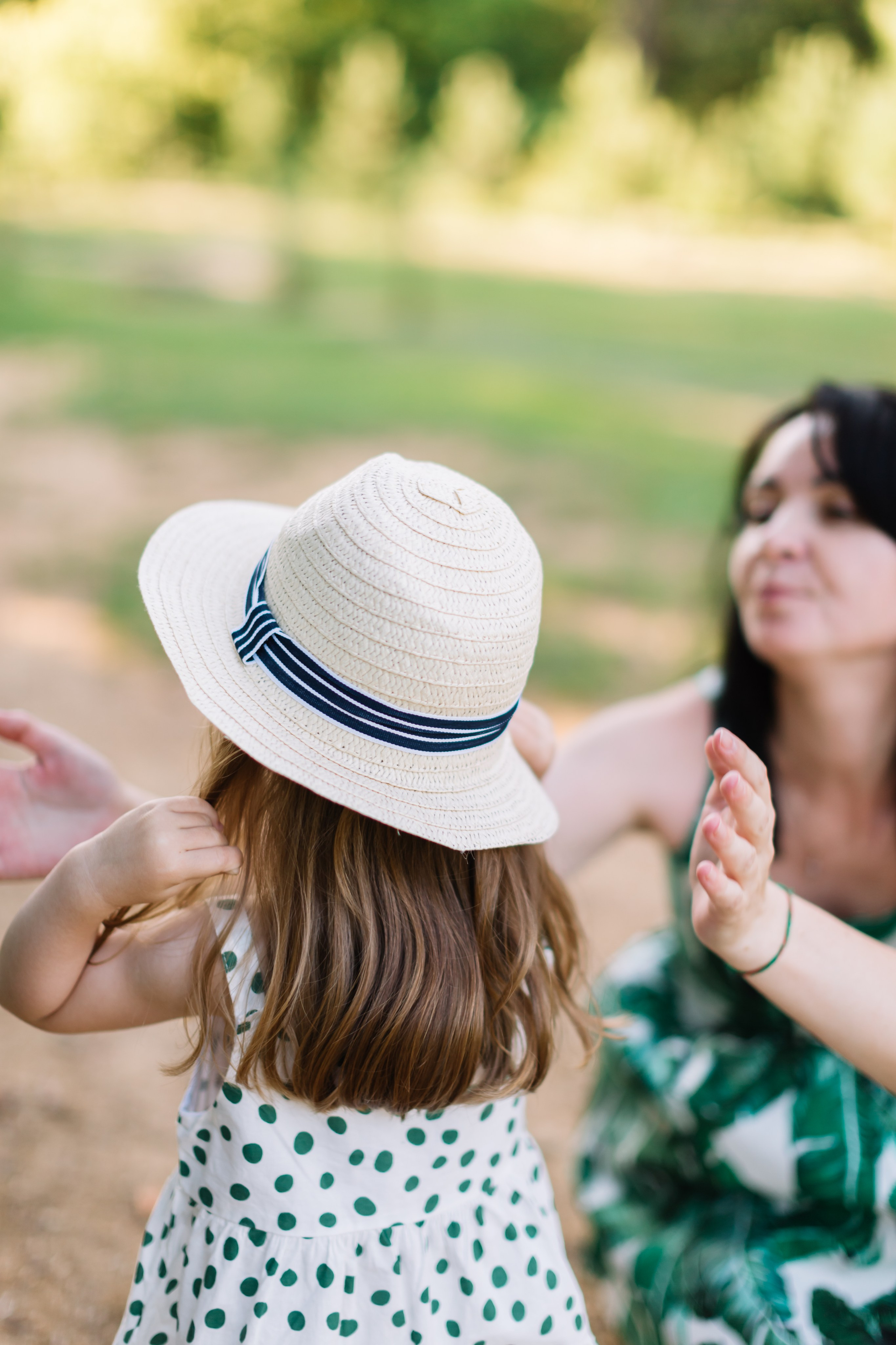 алёна малахова фотограф новосибирск семейный детский домашняя фотосессия в новосибирске день рождения репортажная съёмка фотосессия с лошадьми на конюшне деревня алтай  на природе фотосессия в детском саду мама и сын предложение руки и сердца идея  помолвка фотосессия берег закат детский день рождения годик торт аниматор лофт игровая продолжение следует prodoljenie_sleduet_  корпоратив тимбилдинг первоклашка линейка  контент  бизнес портрет оперный новат франция берет весна девушка мама и дочь мать и дитя