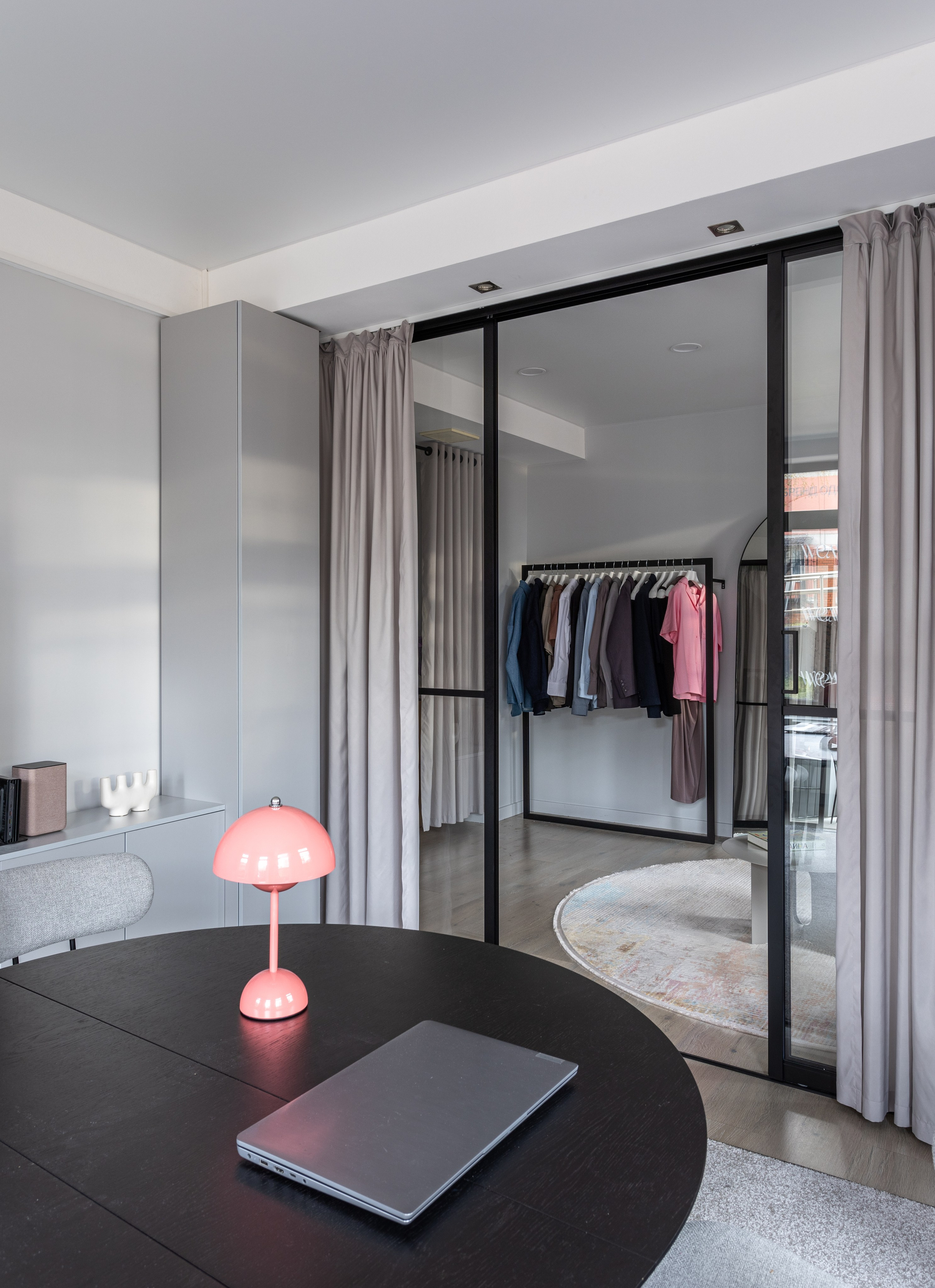 Шоурум магазина одежды WEME (136 м²). Елена Жукова. Архитектура, дизайн и ремонт