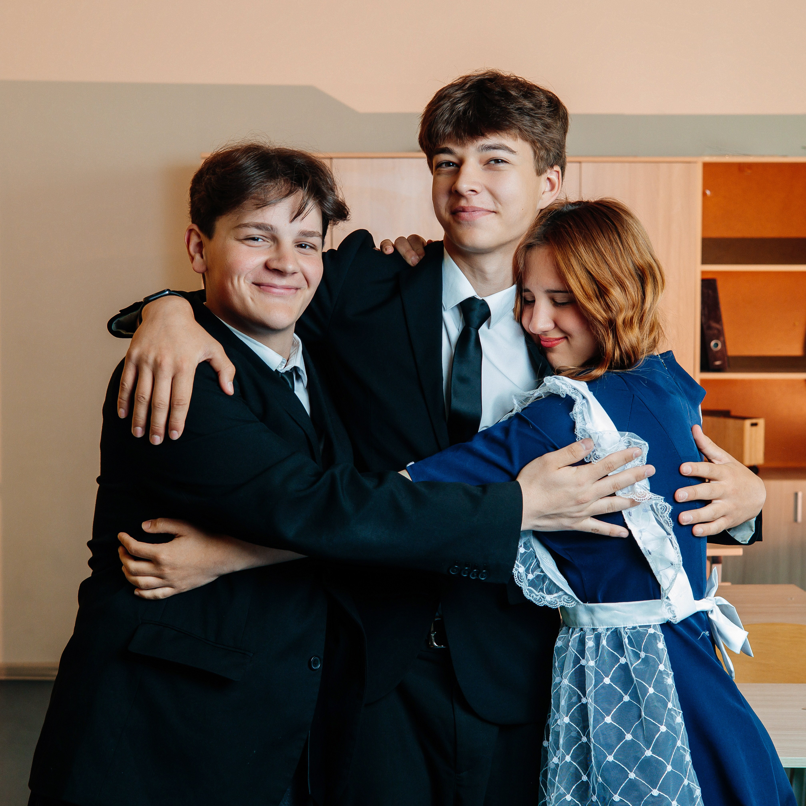 Старшие классы. Школьная фотография и выпускные фотоальбомы Иркутск