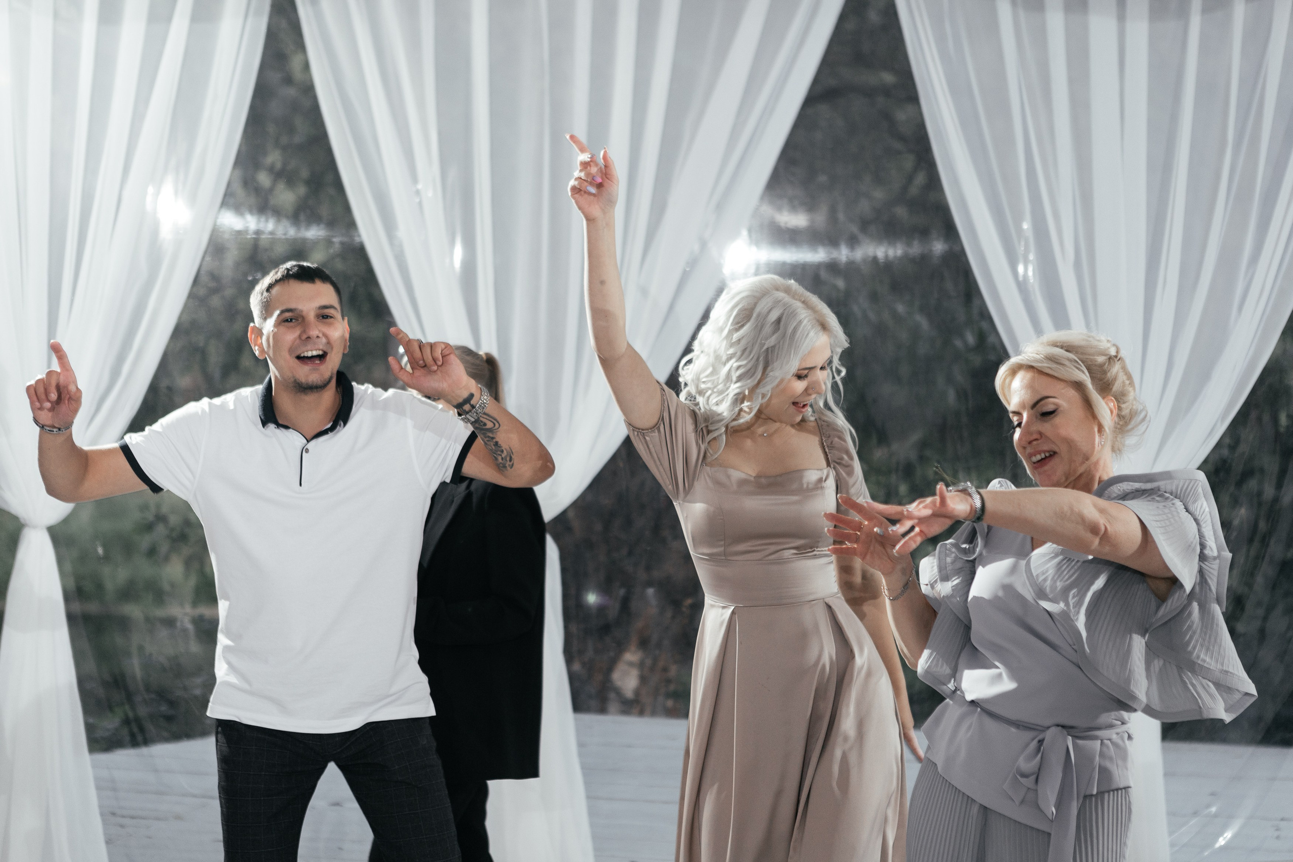 Свадебный фотограф Уфа — Руслан ГабдлисламовЖивые эмоции, красивые кадры, воспоминания на всю жизнь.Работаю по всей Республике Башкортоста. Свадебный фотограф Уфа Руслан Габдлисламов