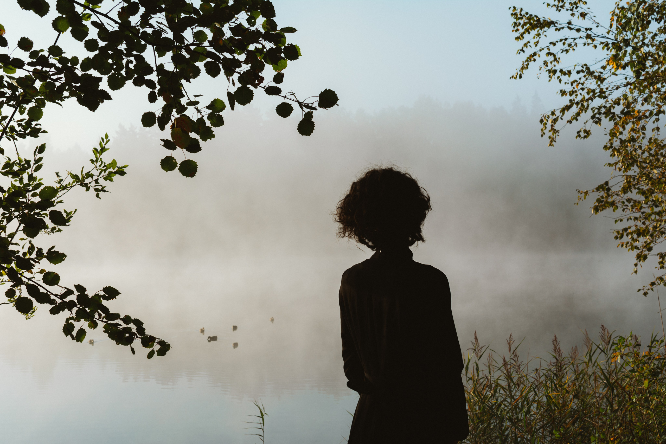 Рассвет на озере с Мариной. Портретный и репортажный Фотограф в Москве Александра Комарницкая