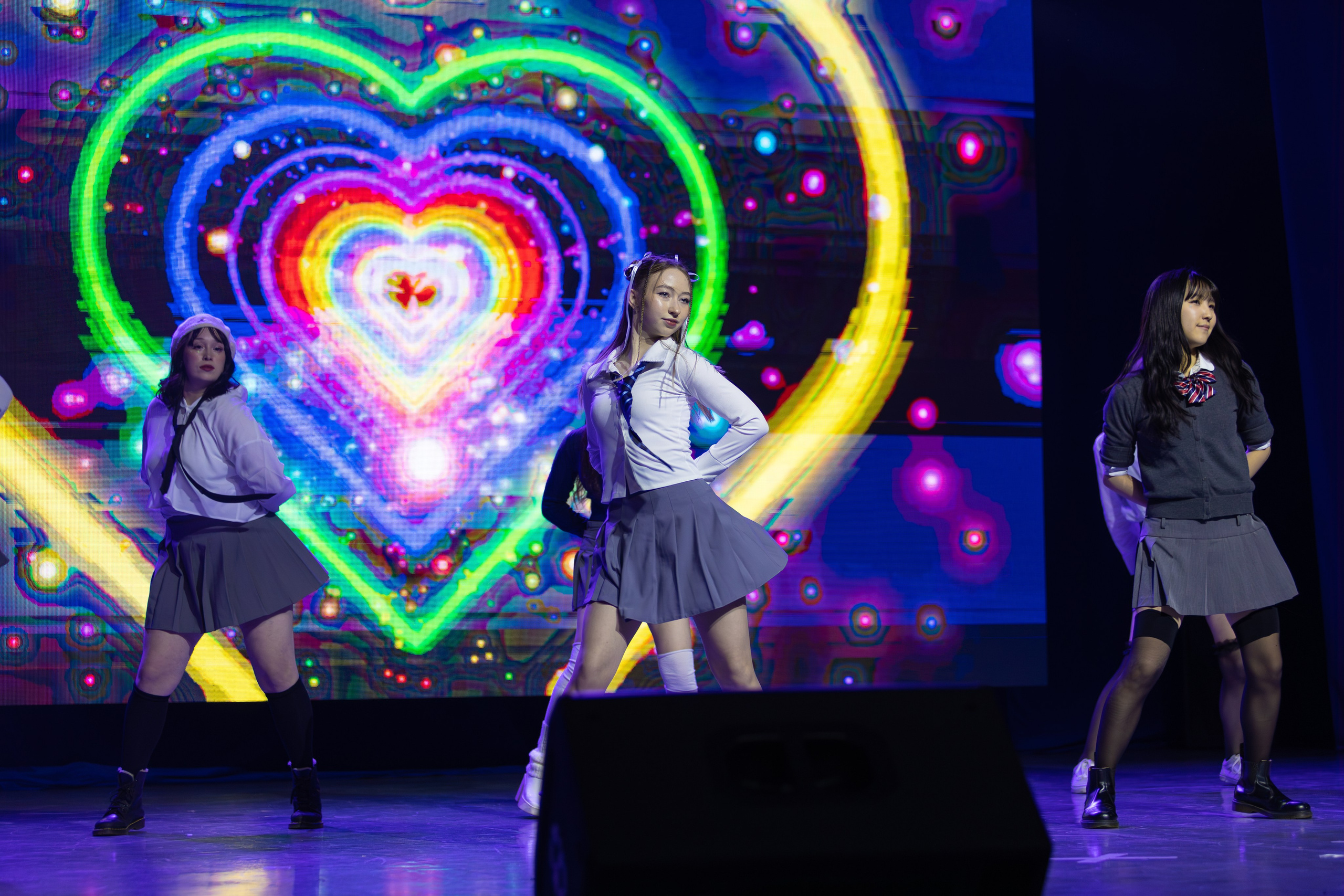 День международного студенческого единства в ДВФУ. Олег Катакинов| Репортажный фотограф в городе у моря (Владивосток)