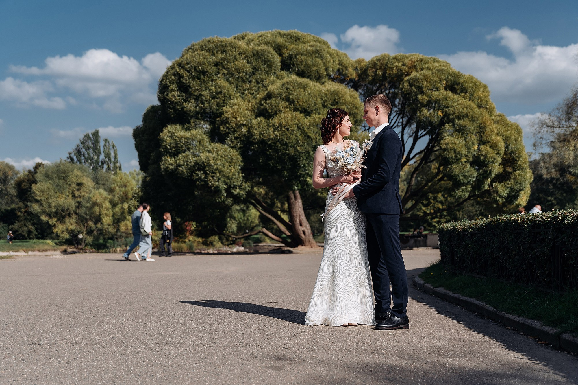 Денис и Екатерина ВДНХ. Свадебный фотограф в Дубне Алексей Фонарёв