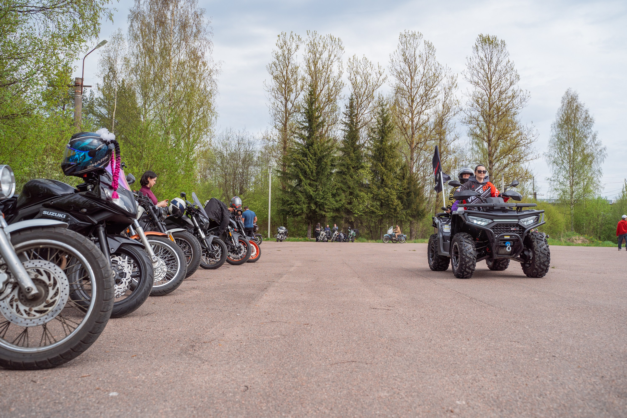 Мотоциклы —репортажная фотосъемка в Санкт-Петербурге. Свадебный, семейный, портретный, репортажный фотограф в Санкт-Петербурге