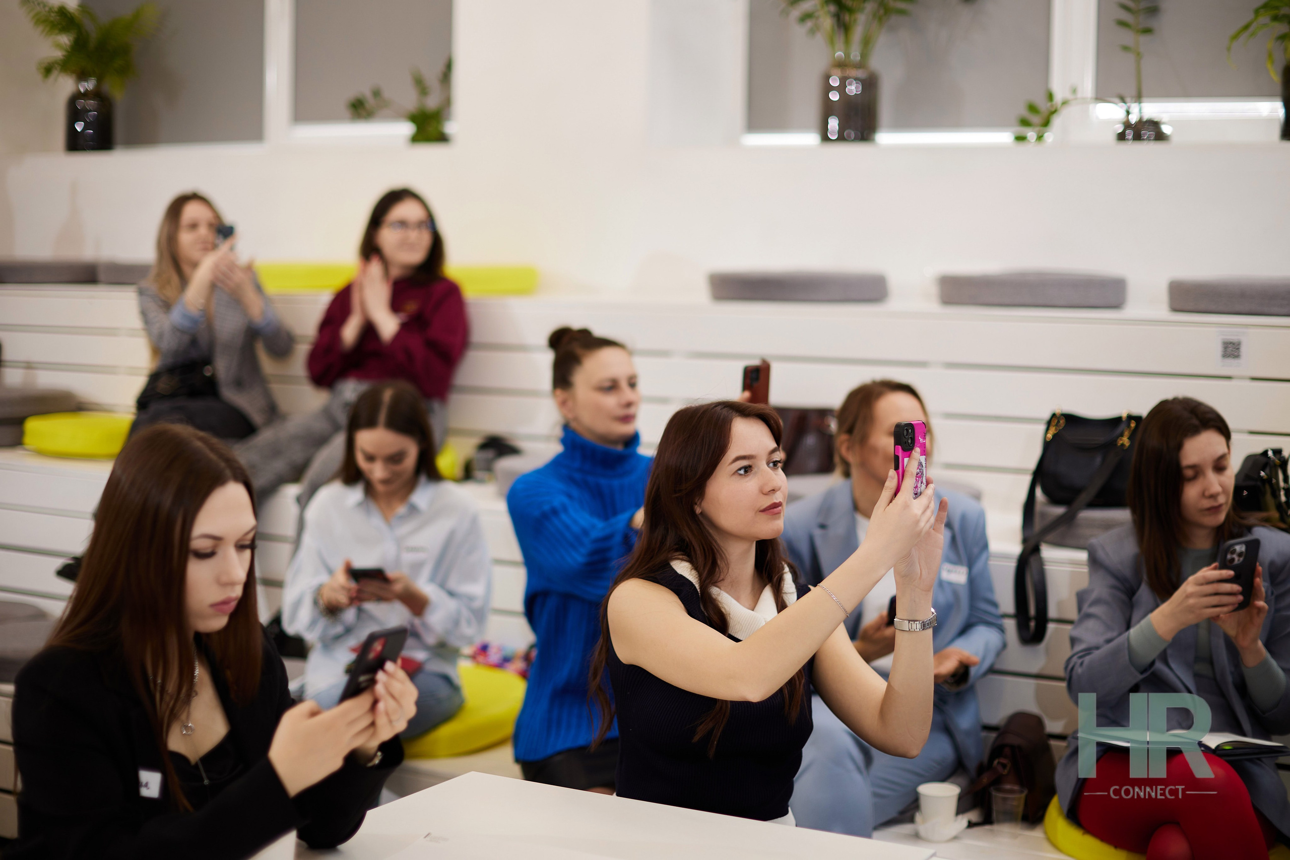 Встреча HR. Свадебная, репортажная фотосъемка и видеосъемка в Минске. Илья и Юлия Ширмановы. Фотограф | Видеограф | Минск
