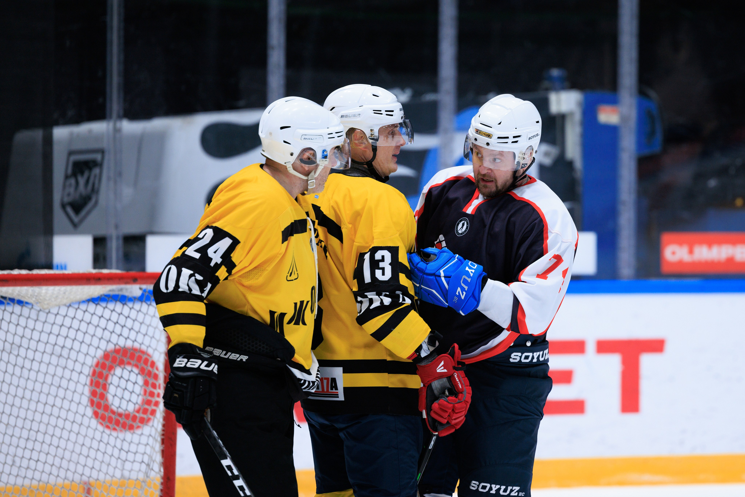 НХЛ Омега — Ижорец (3-2). Фотограф Александр Заломаев