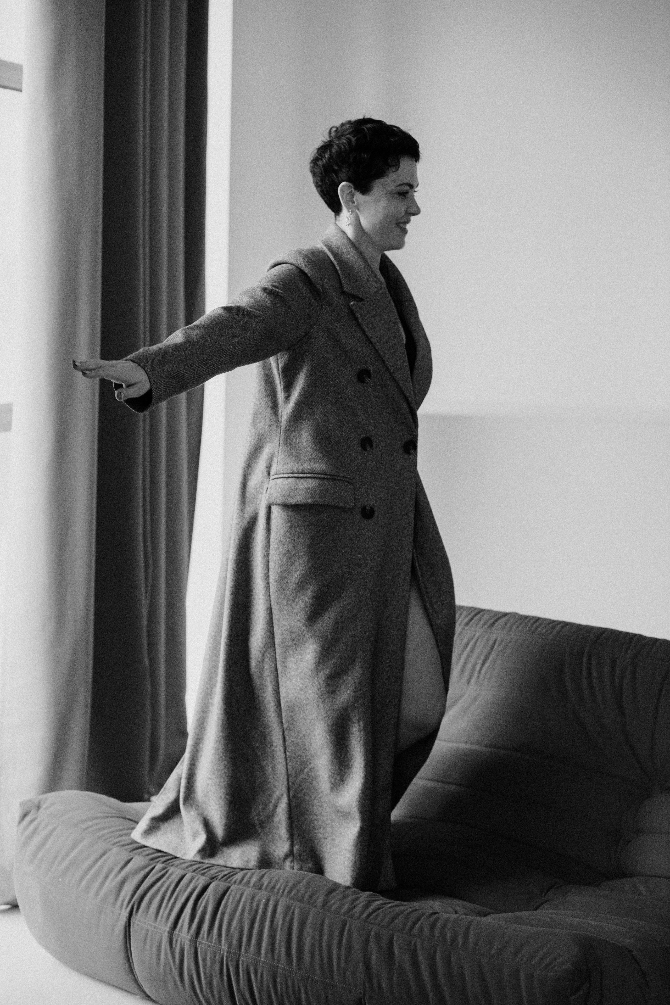 Студийные съемки в ч/б. Женский фотограф в Москве Рина Леонтьева