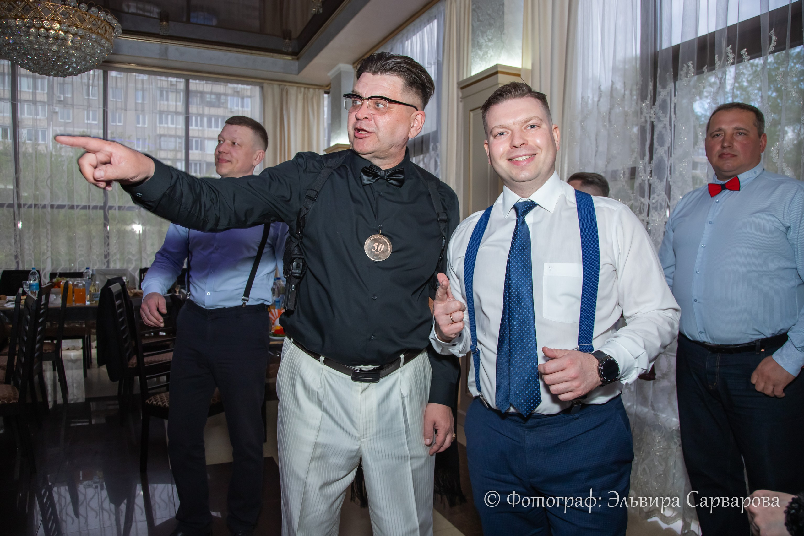 Гангстерская вечеринка в стиле 1920-х. Репортажный Фотограф