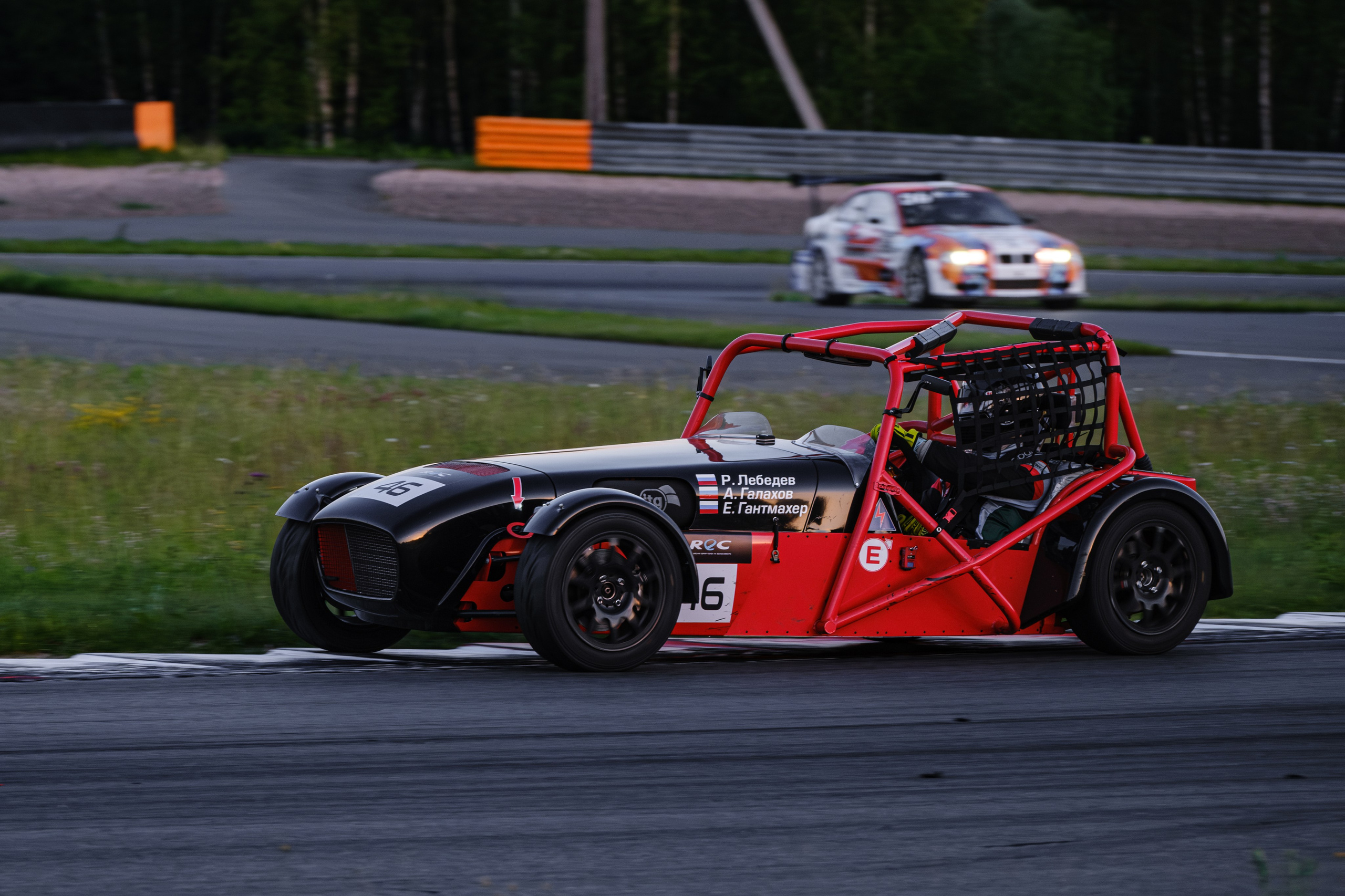 Российская серия гонок на выносливость. Авто и мотоспорт — фотограф Антон Медведев iCoguar