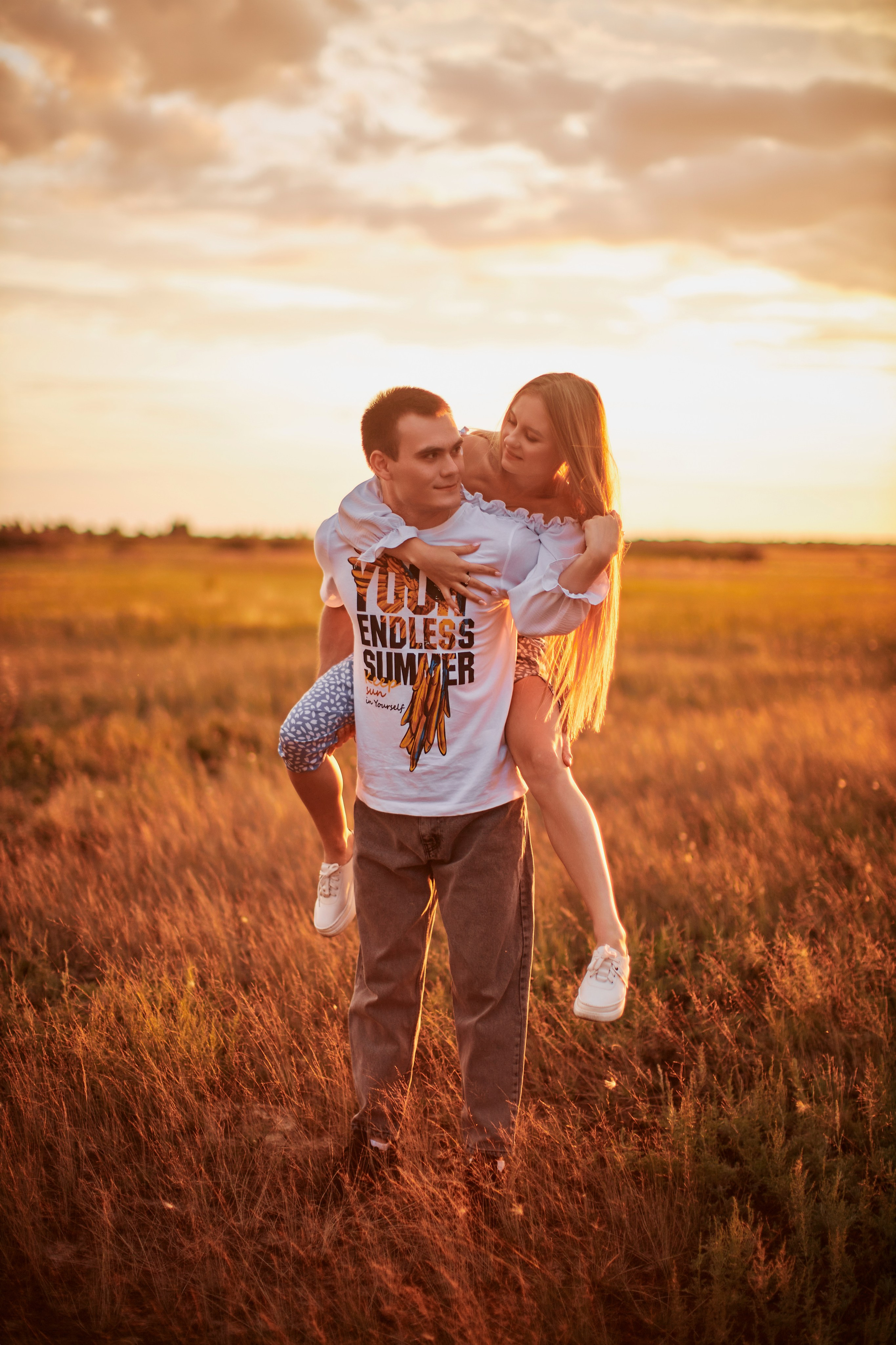 Стас и Алина. Ваш фотограф Антон Колташов город Курган Тюмень Челябинск Екатеринбург