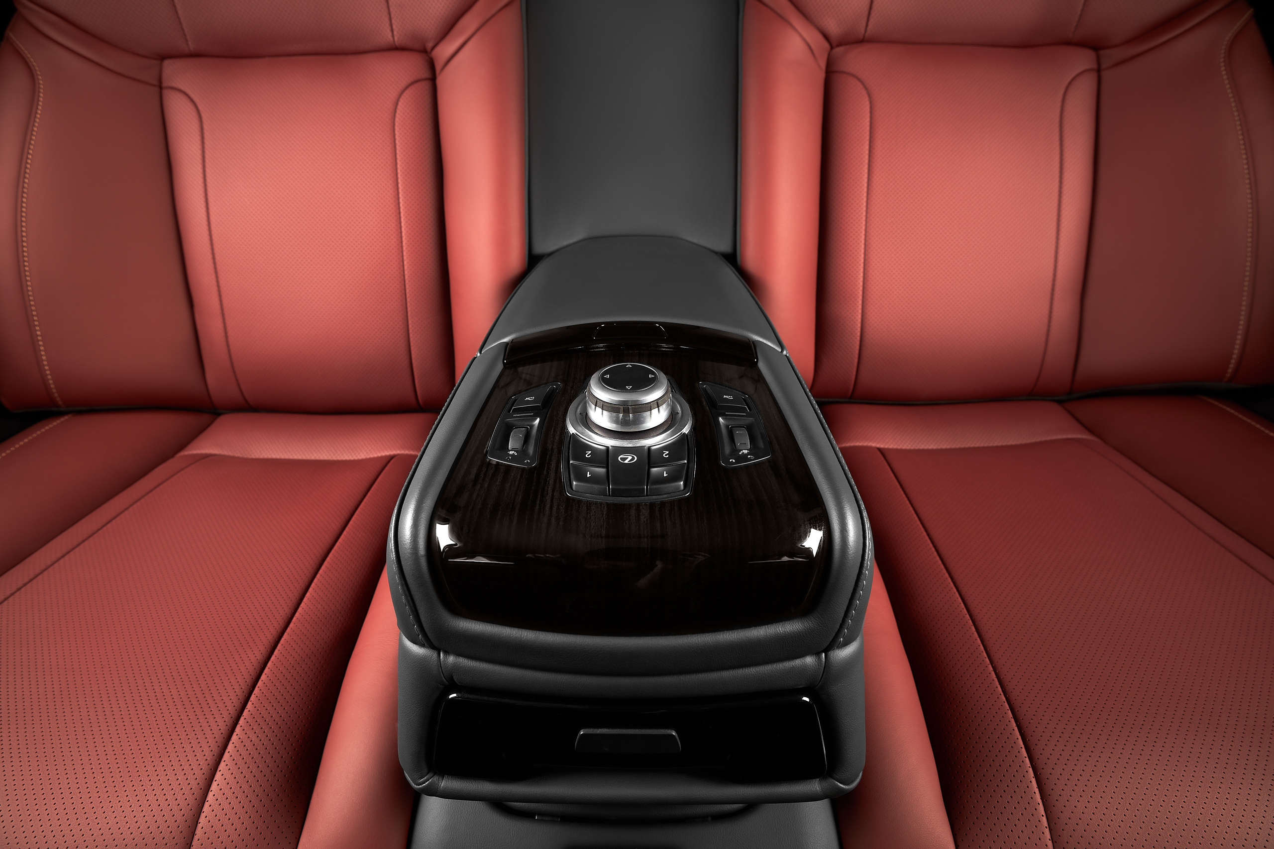 Toyota LC200 Terracotta. Репортажный фотограф и ретушер в Москве Наталья Алексеева