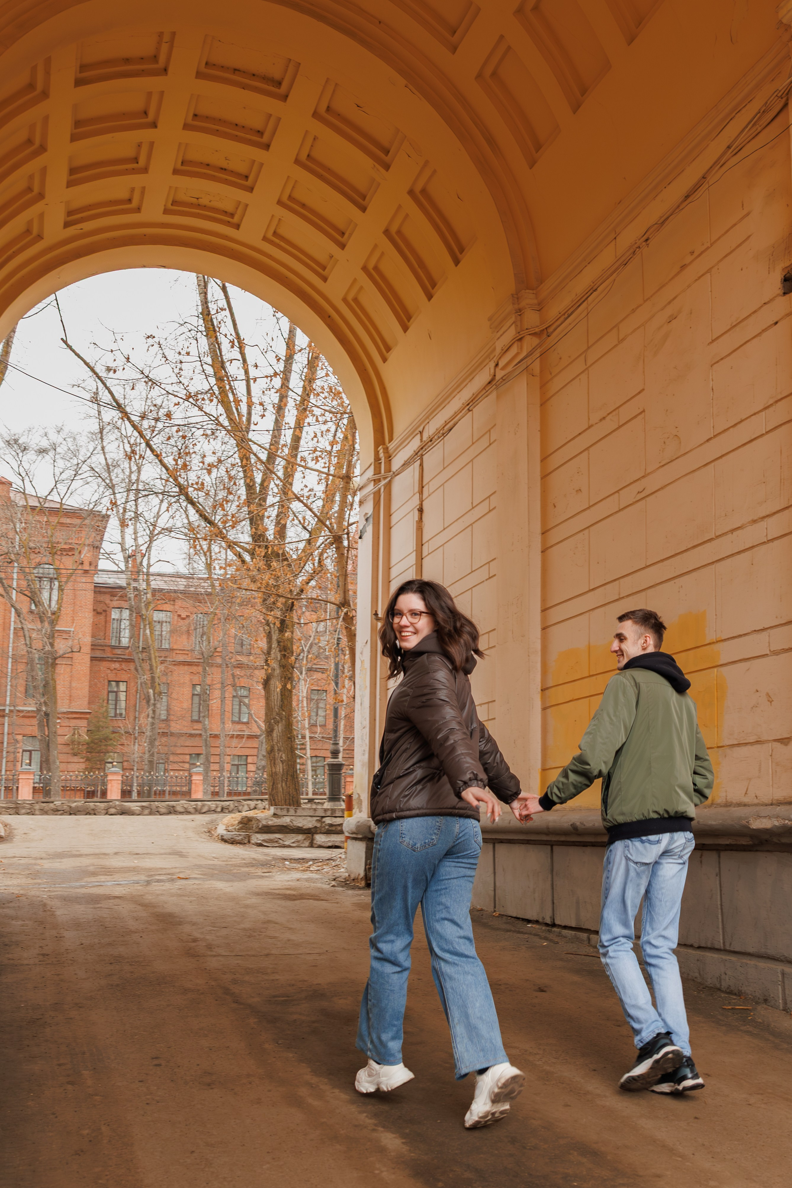 Уличная фотосессия Love Story в Хабаровске — «Воздух города» | Ph.maryk. Семейный Фотограф в Хабаровске Мария Кучерявая