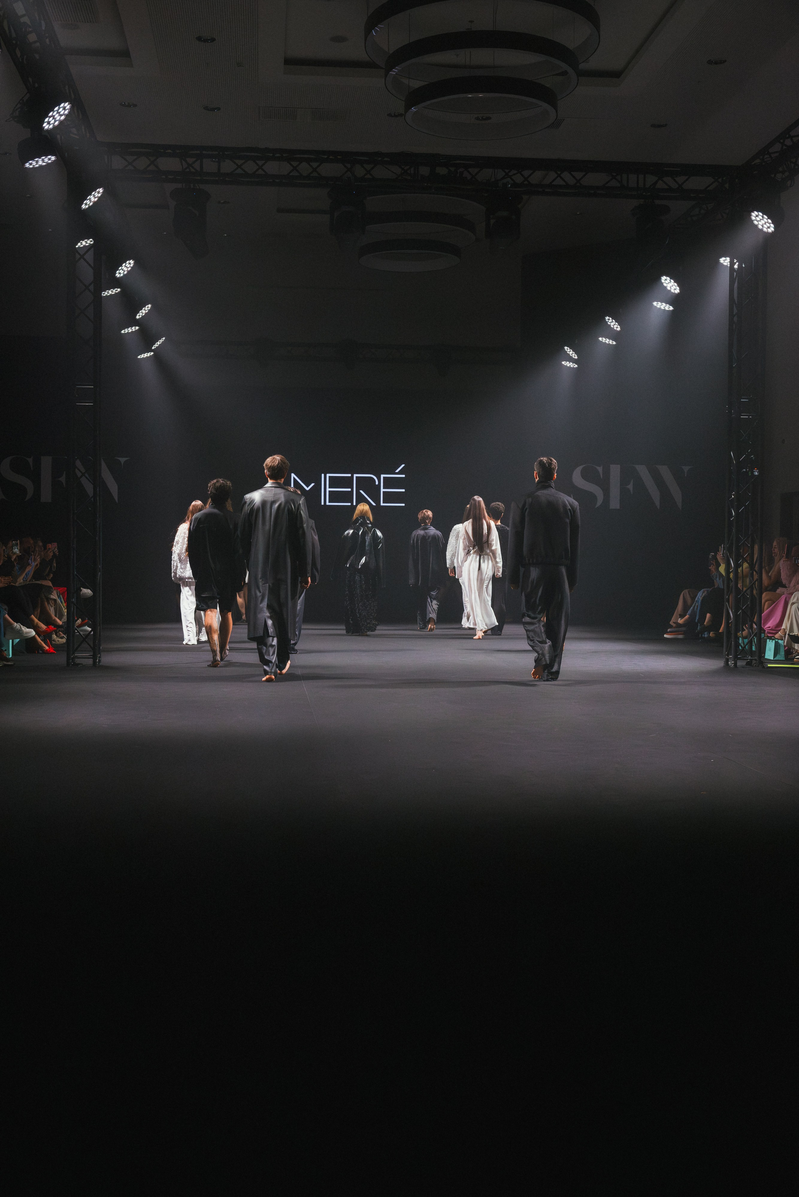 Catwalk. ProVizArt
