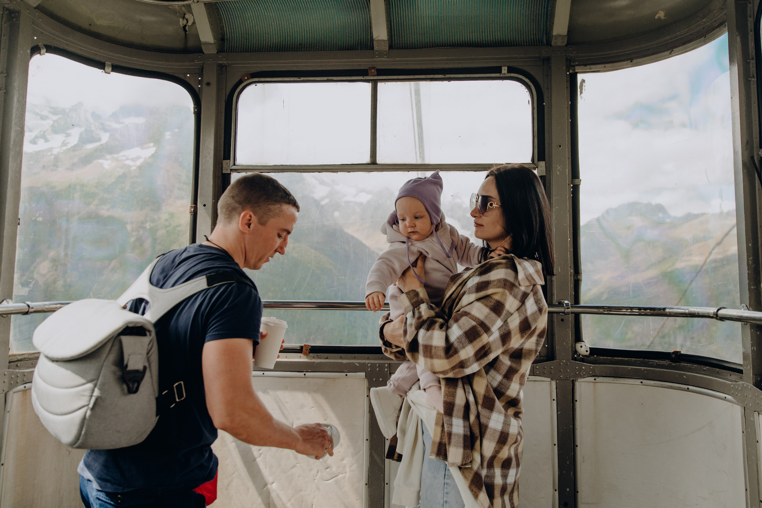 Юля с семьей, Домбай. Портфолио