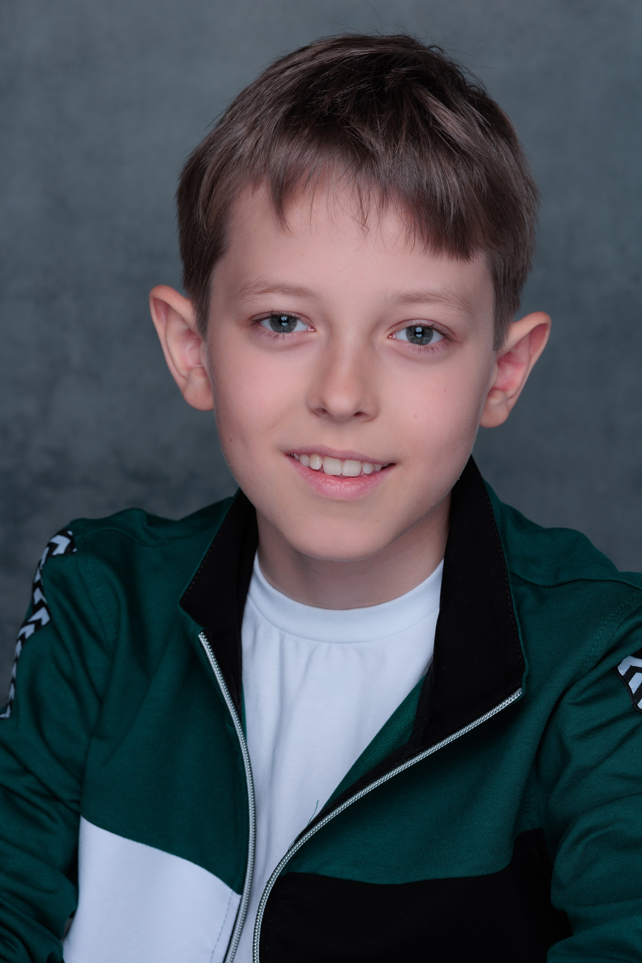 ЛЁША. Я фотограф из Москвы к Вашим услугам