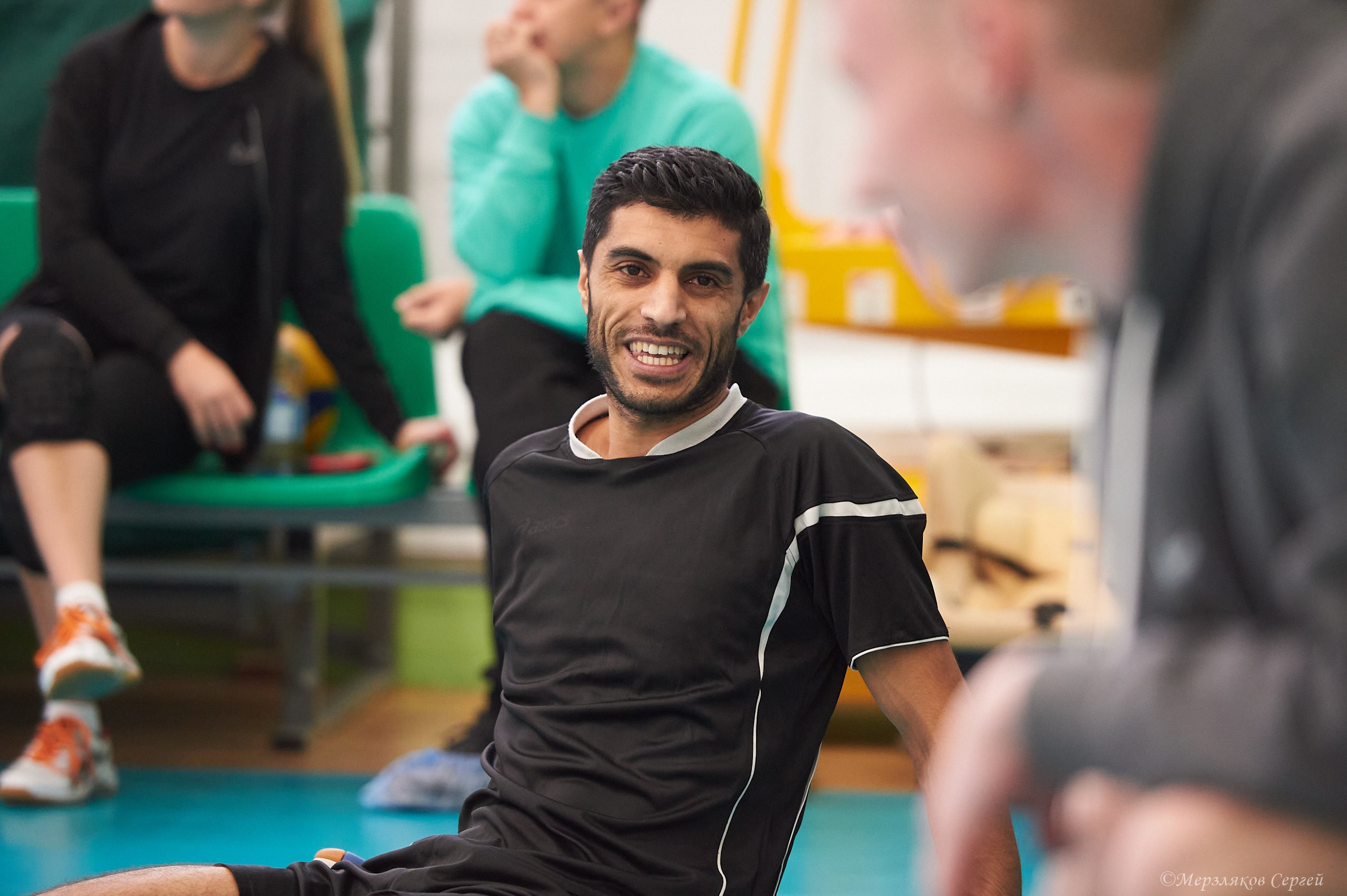 Новогодний волейбольный турнир. Ижевск. 16.12.23. Спортивный репортажный фотограф в Ижевске Сергей Мерзляков