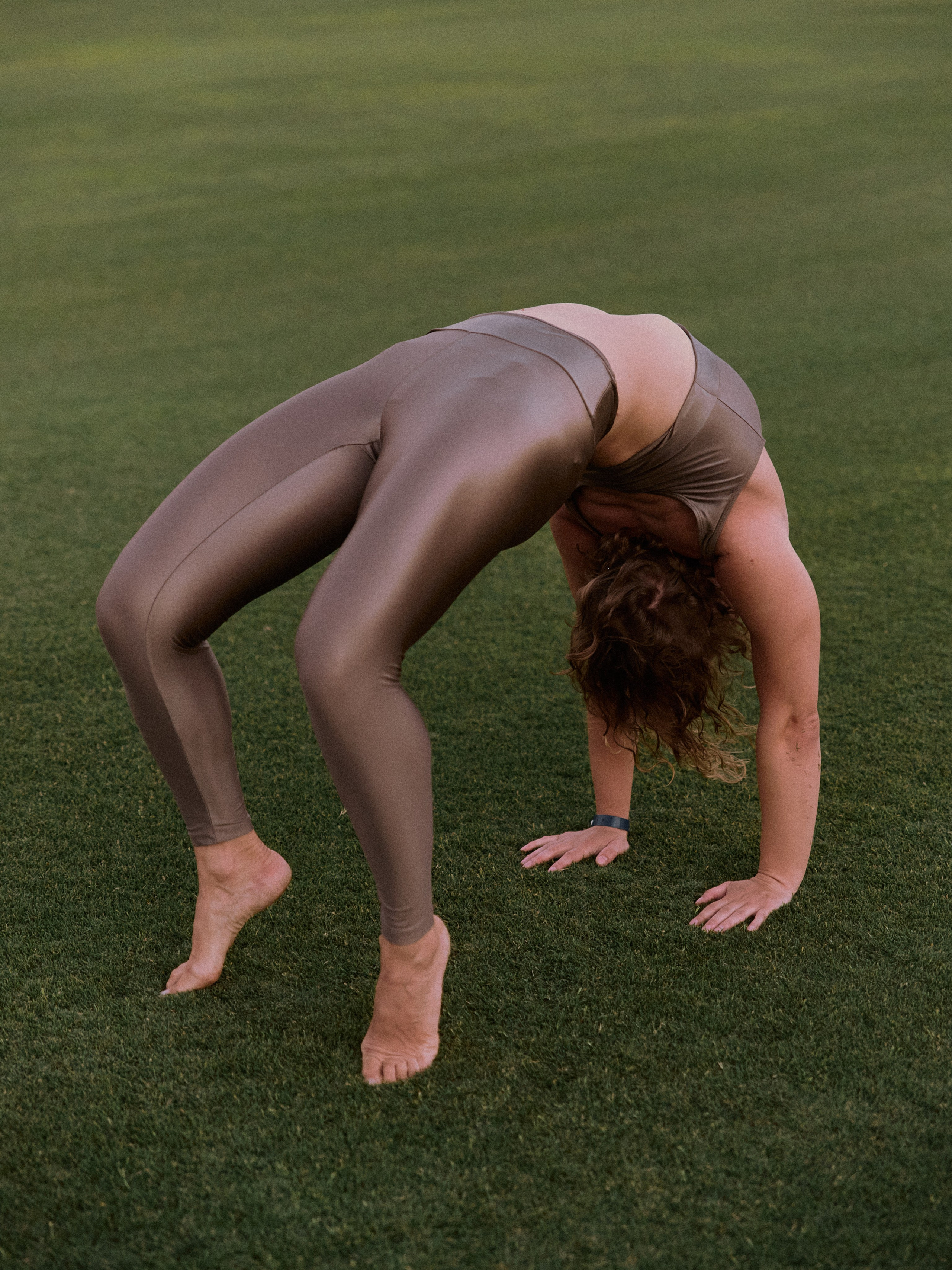 Позы для индивидуальной съёмки. Jorgis Talè — photographer, kind person, teacher of arts and other mag