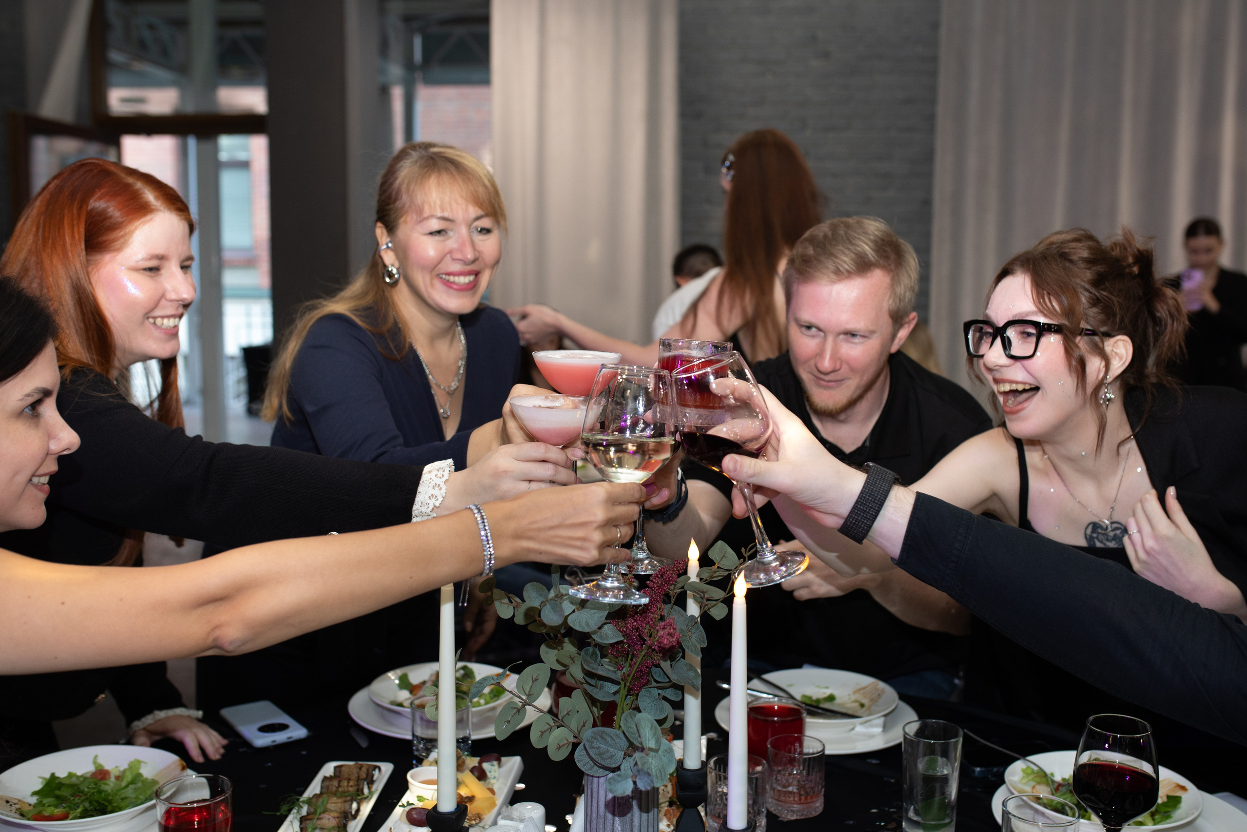 Корпоратив «Кейко» онлайн-школы обучения кондитеров. Фотограф в Новосибирске Ася Зверева