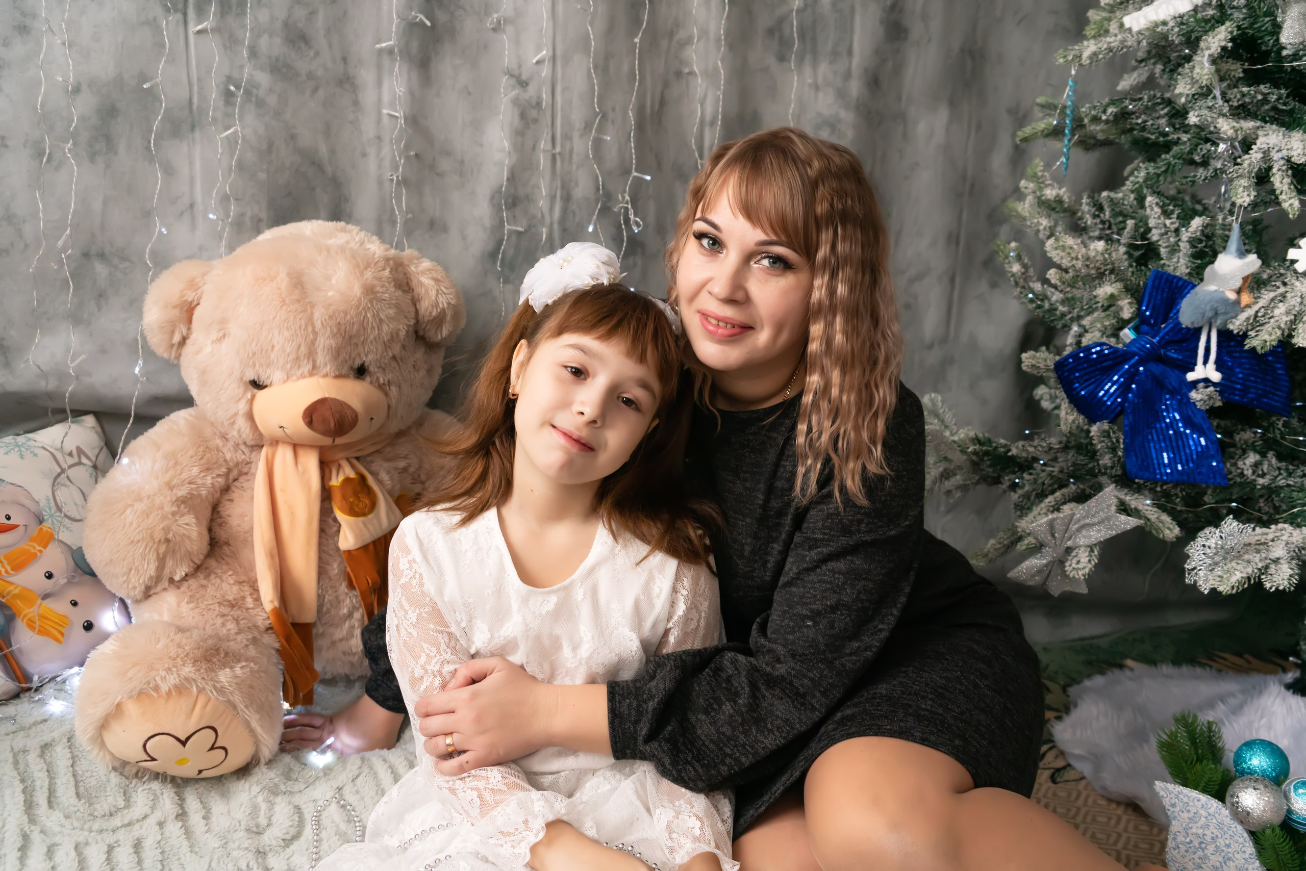 Новый год: Юлия и дочки. Семейный и детский фотограф Тула Ясногорск Тульская область Надежда Кукушкина