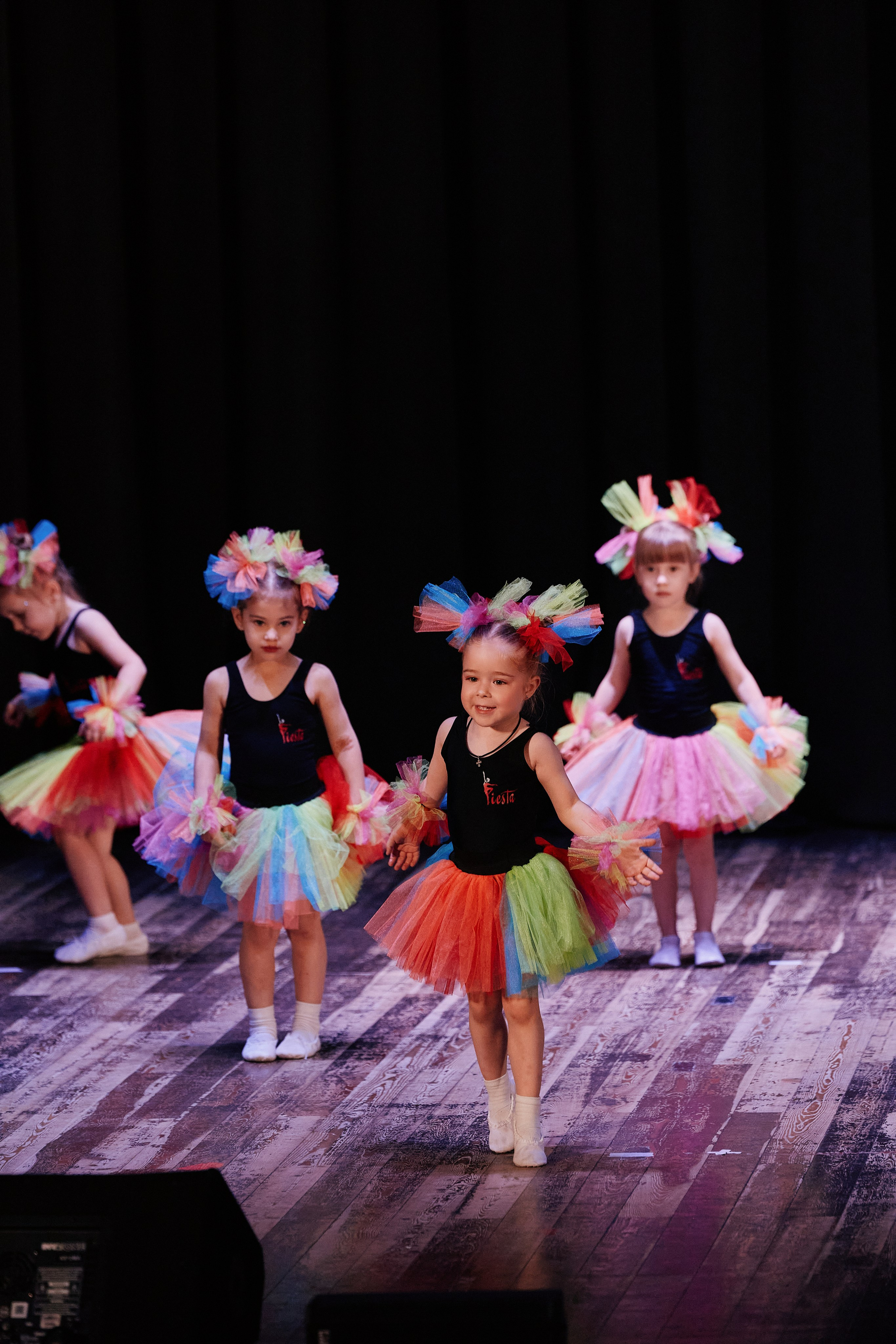 Концерт танцевальной студии Фиеста 08.06. Свадебный репортажный фотограф краснодар максим дремов дрёмов фотосессия студия цена