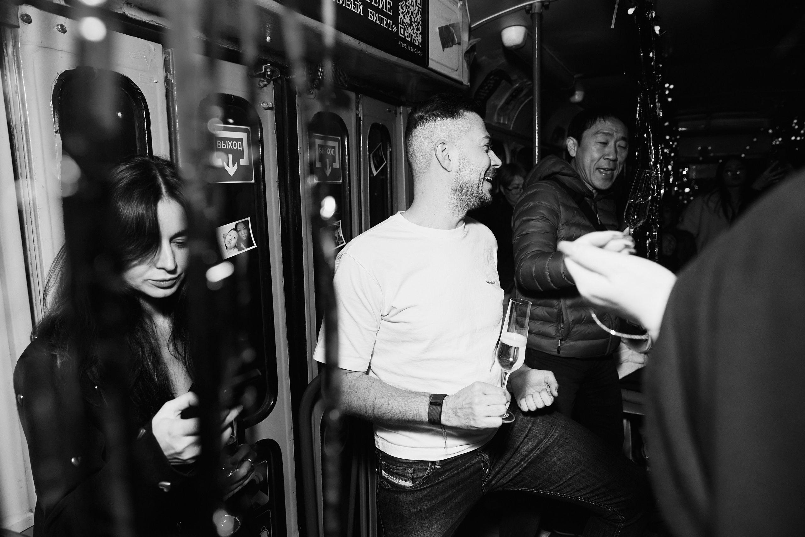 Tram 35 30.11. Свадебный репортажный фотограф краснодар максим дремов дрёмов фотосессия студия цена