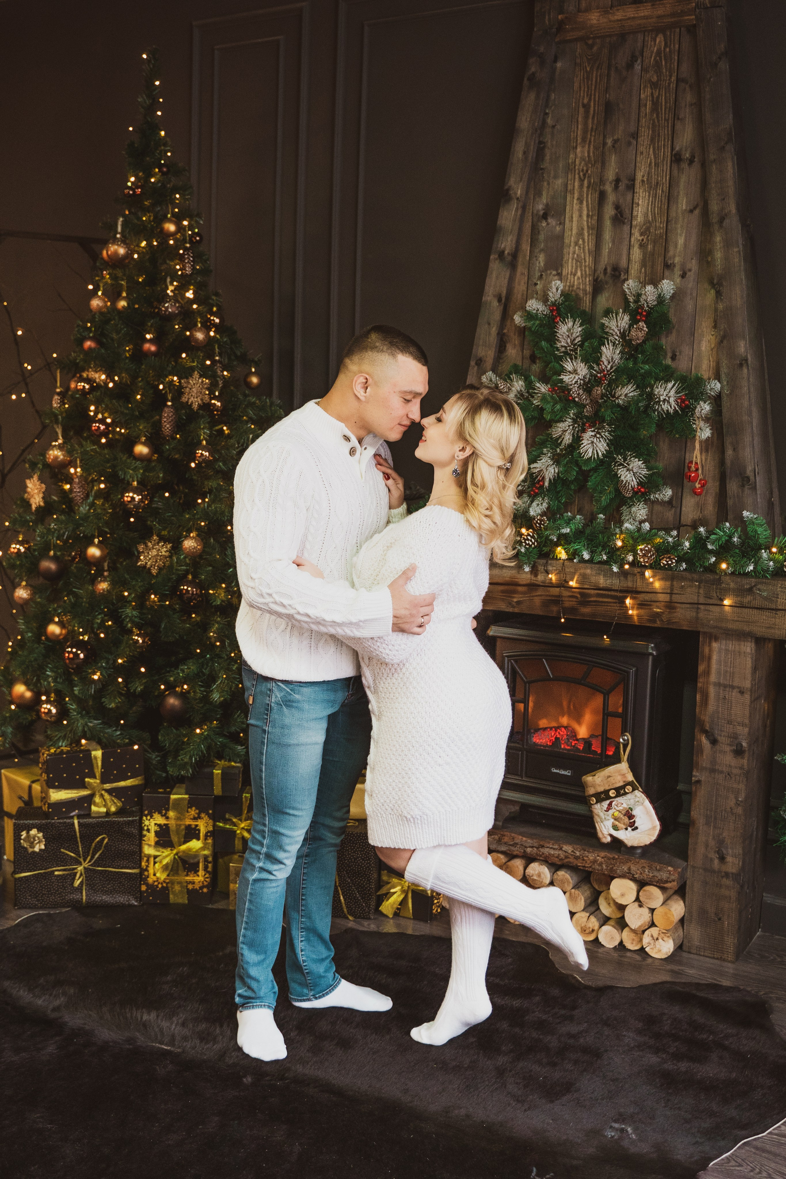 Новогодняя фотосессия беременности в студии. Анна и Кирилл. Свадебный и репортажный фотограф в Уфе| Осетрова Ольга