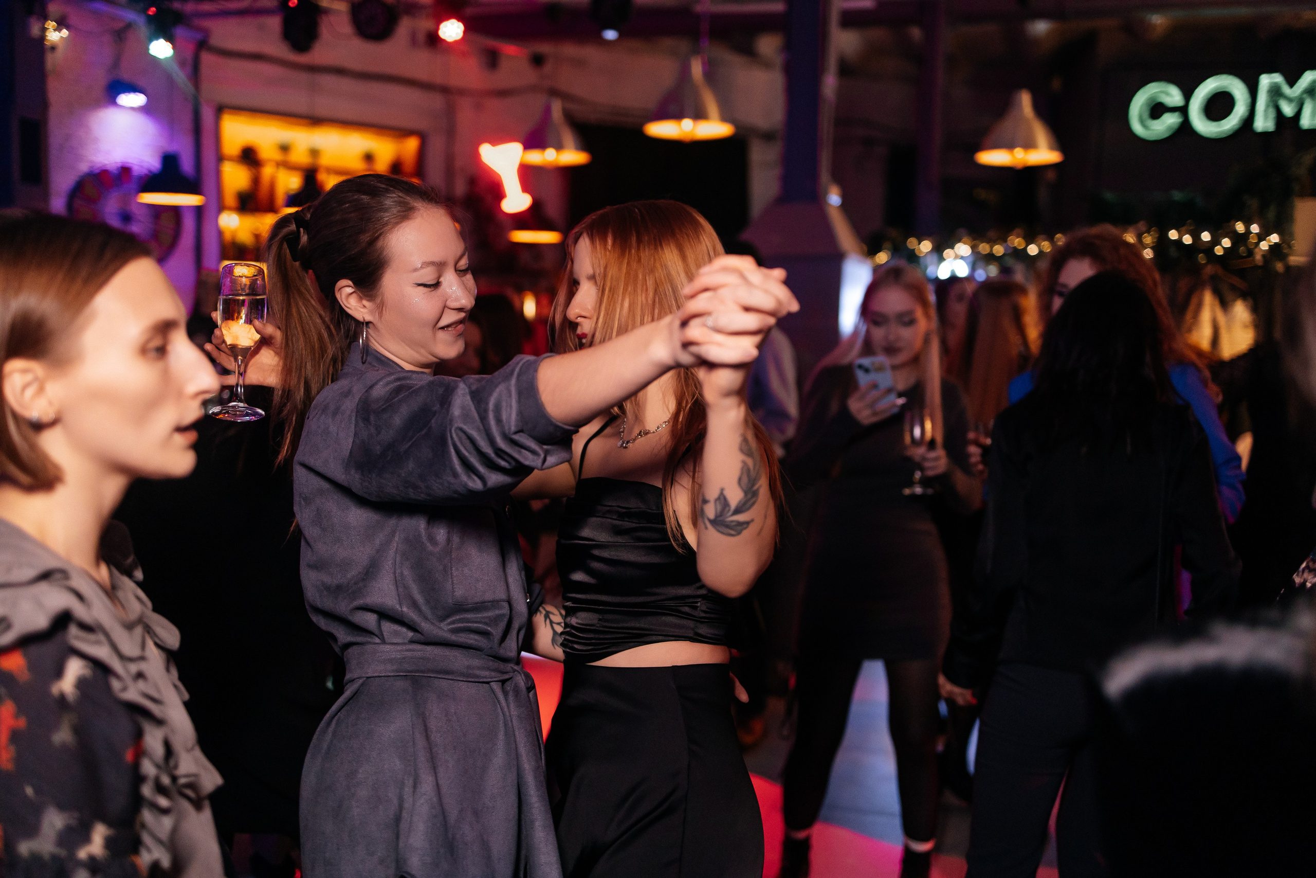 КОРПОРАТИВ В «COM.NATA». Фотограф в Санкт-Петербурге Виктория Безверхая