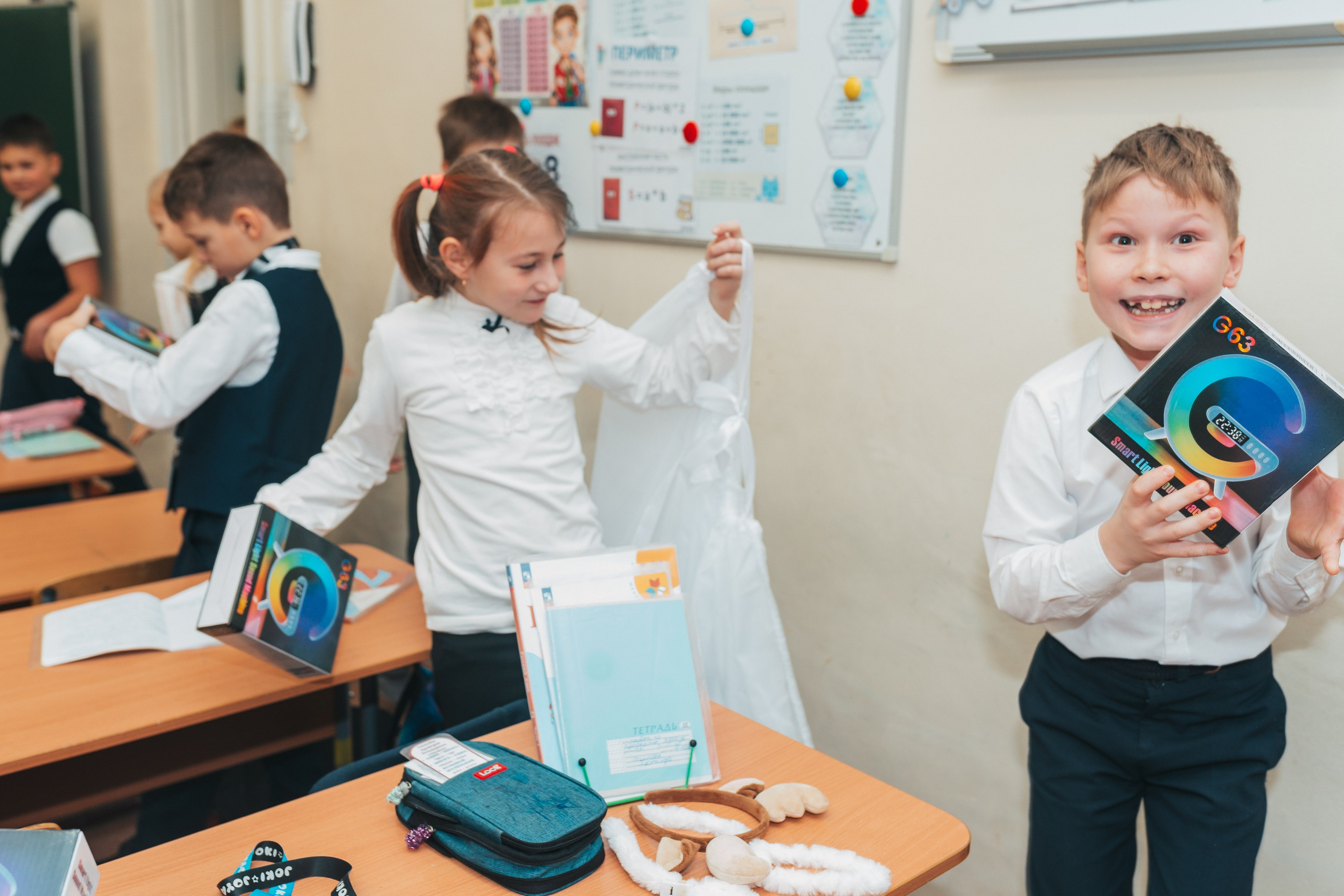 2 класс Новый год. Школьные альбомы и альбомы для детского сада. Юлия Осипова. Москва