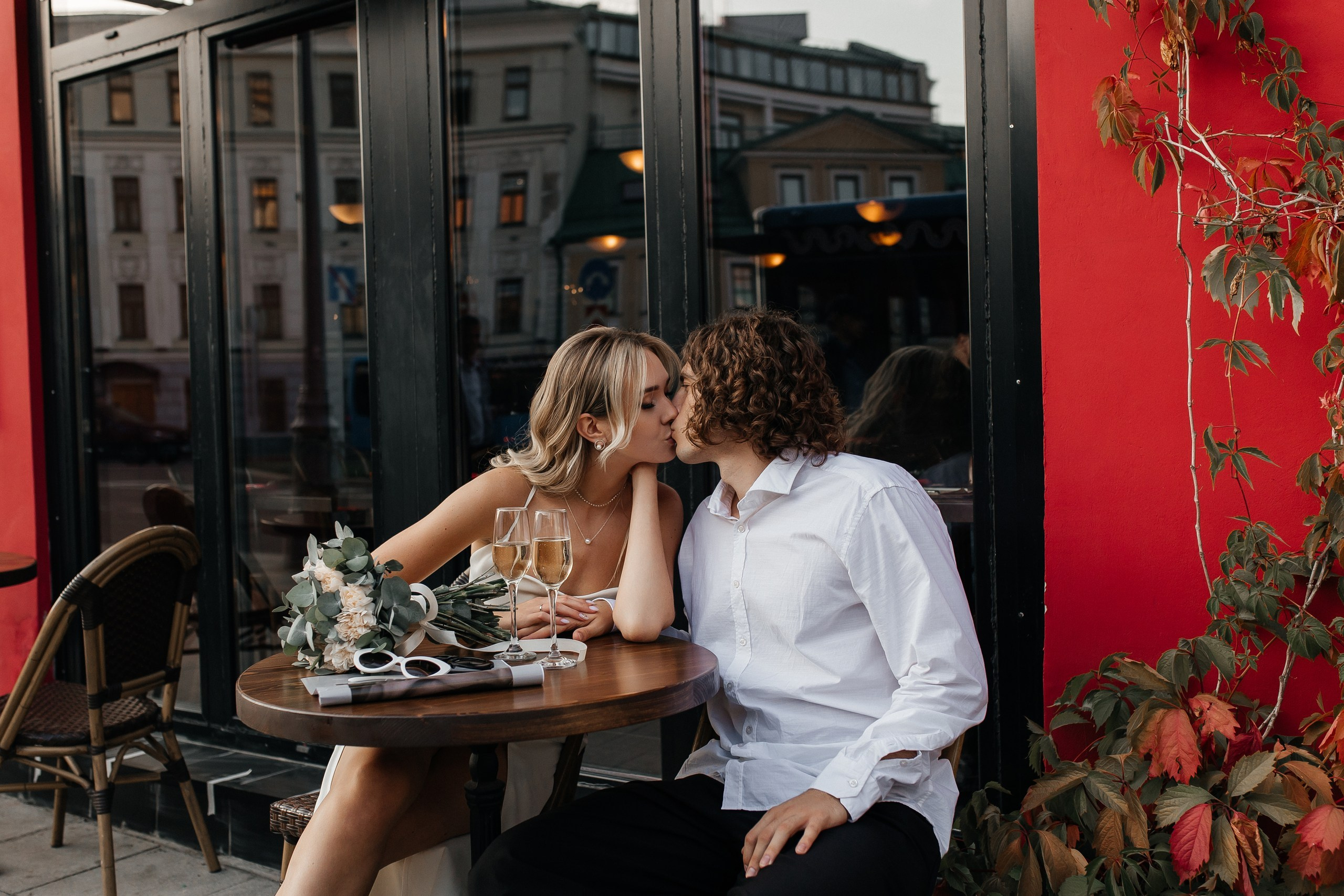 Свадебная прогулка в центре Москвы