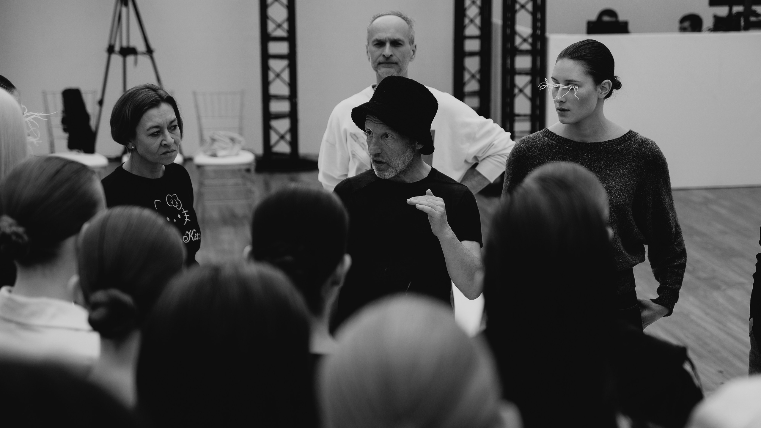 Бекстейдж показа «Новые Имена» собака.ru|ДЛТ. Портретный и репортажный фотограф в Санкт-Петербурге